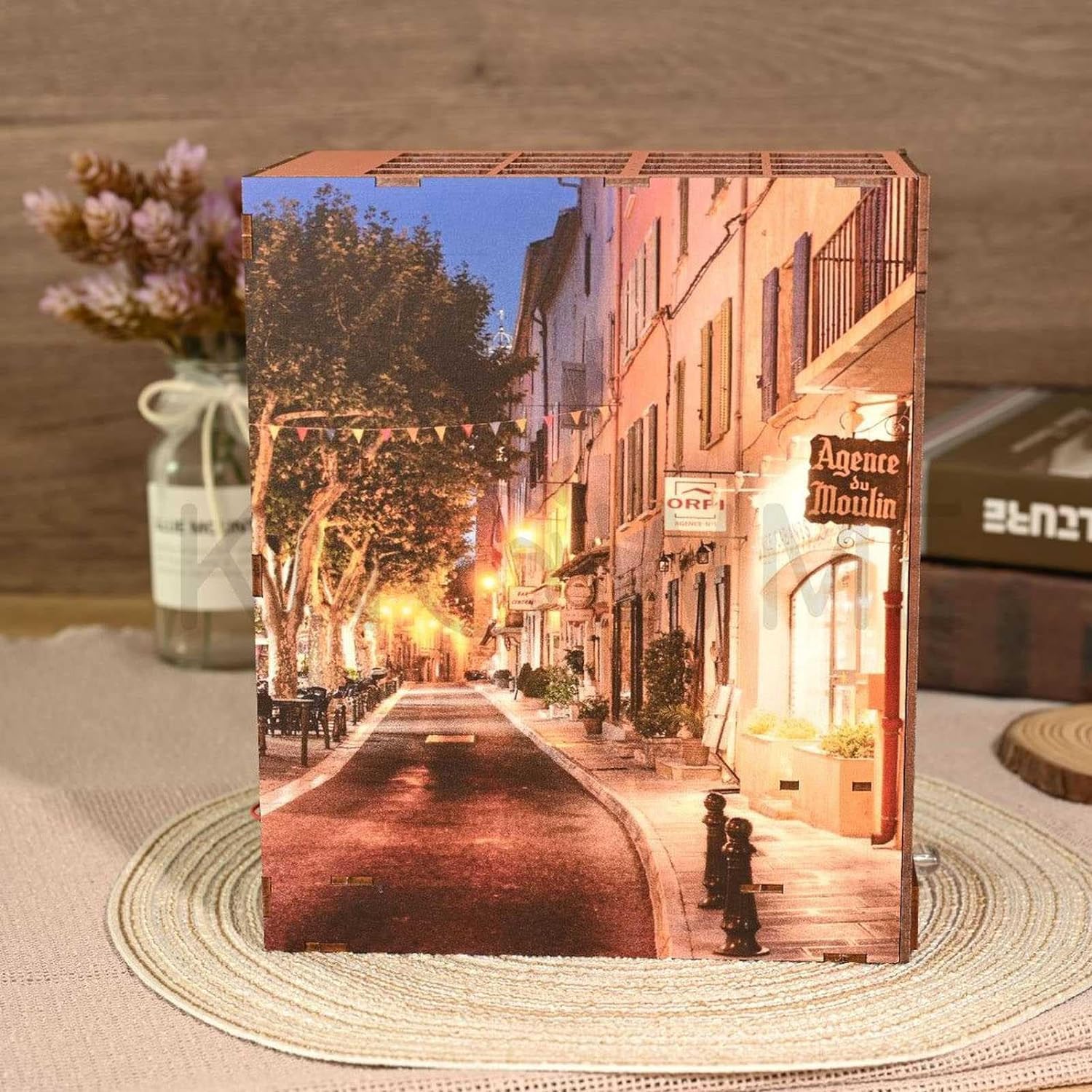 Model edukacyjny Zestaw do samodzielnego czytania książek, model 3D domek dla lalek Booknook, zestaw kreatywny podpórek do książek ze światłem LED, miniaturowe rękodzieło DIY prezenty hobby, drewniane