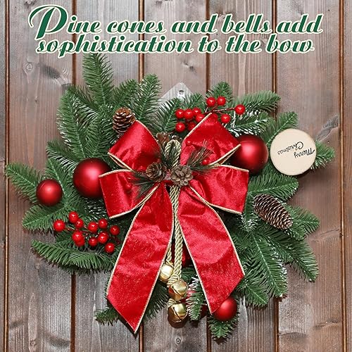 Miniatura 5 de Yinkin 4 lazos de corona de Navidad con cascabeles de 11 x 7.8 pulgadas, lazo de terciopelo con cono de pino, adornos colgantes para el hogar,