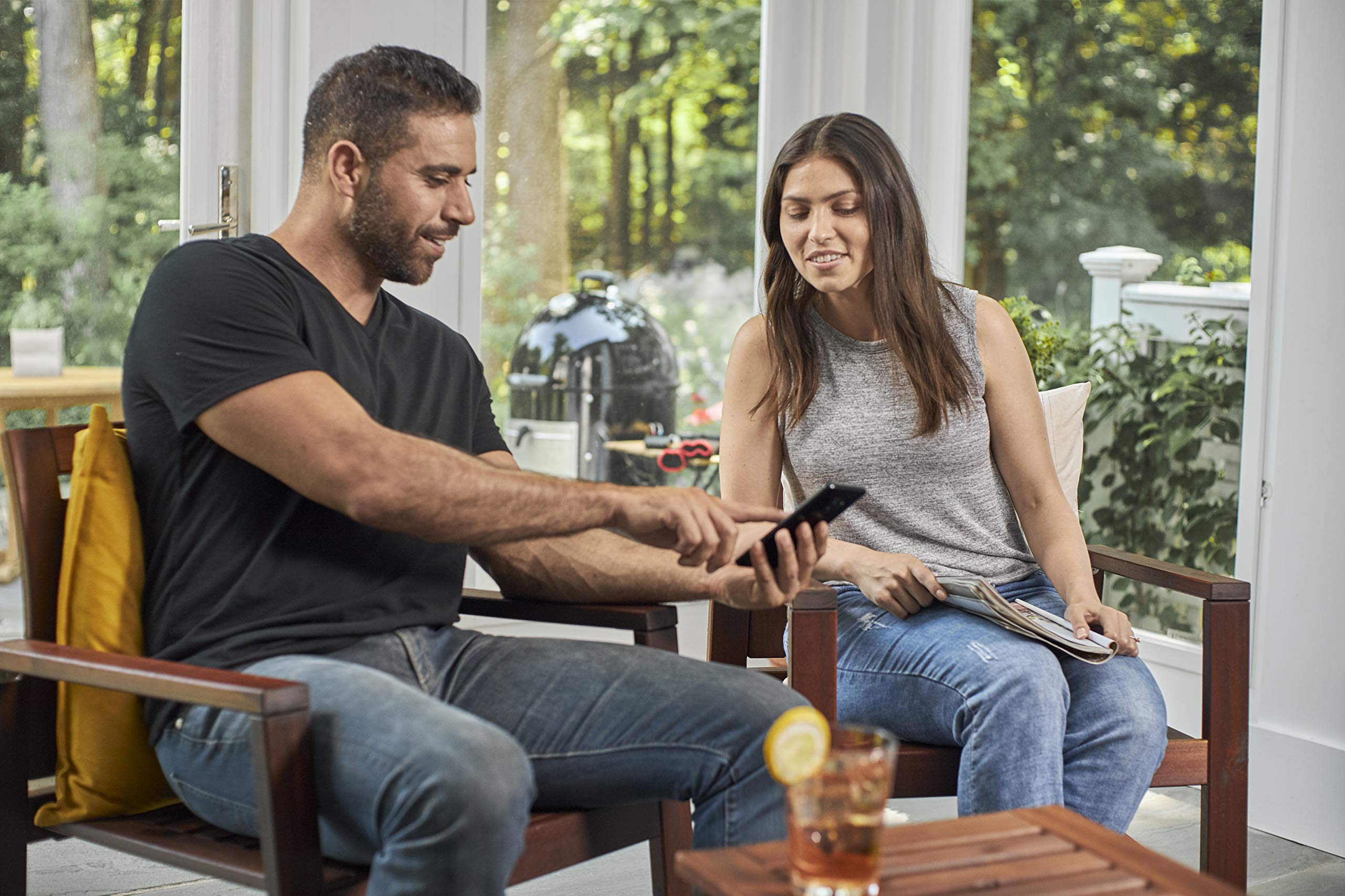 Weber Connect Smart Grilling Hub, termómetro inteligente con Bluetooth y WLAN, control en el dispositivo o mediante la aplicación, instrucciones paso a paso y recetas, hasta 4 sondas - Negro (3202)