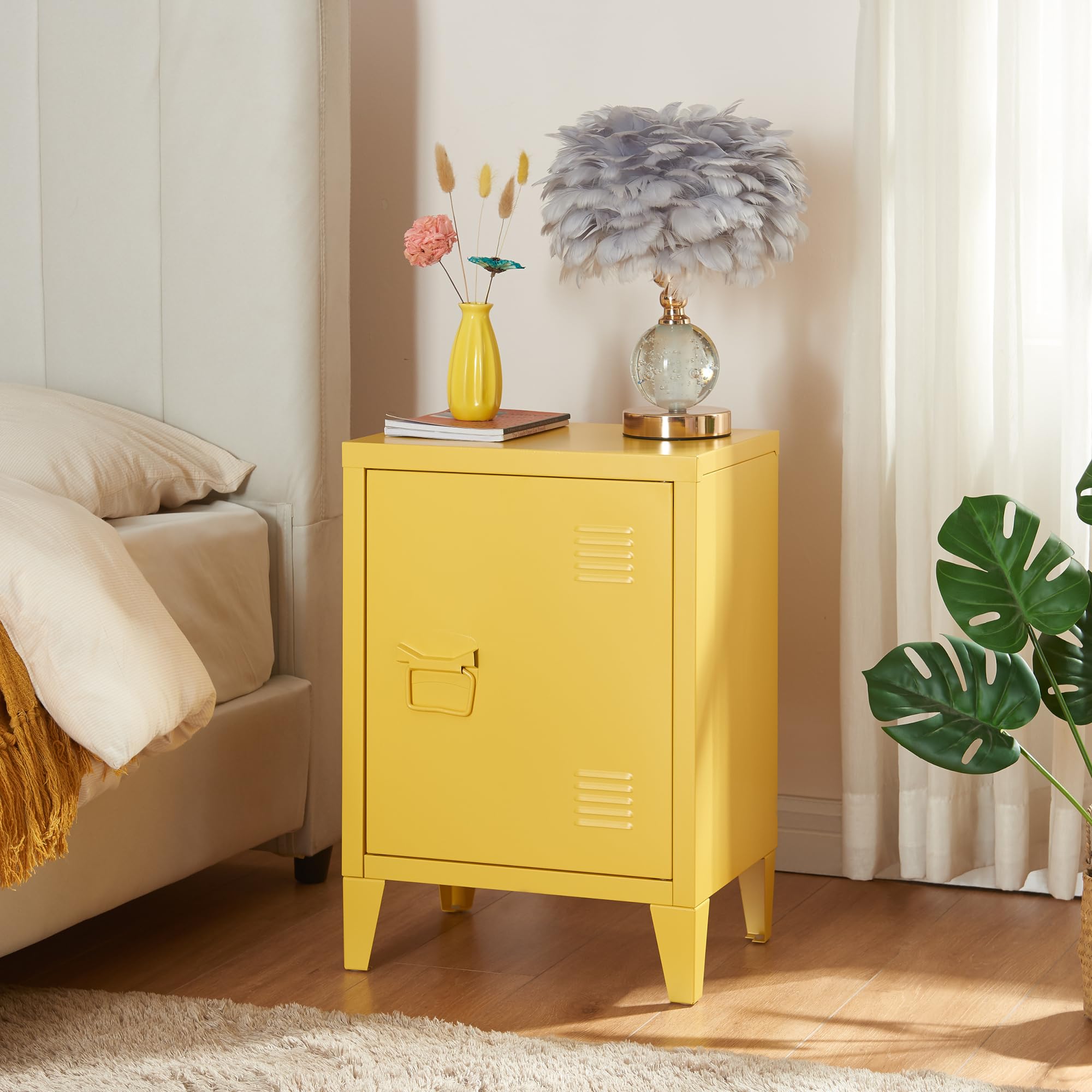 [en.casa] Table de Chevet à Porte pour Chambre Meuble de Rangement pour Bureau Salle de Bain Salon Fermeture Magnétique Acier Laminé à Froid 57 x 40 x 30 cm Jaune