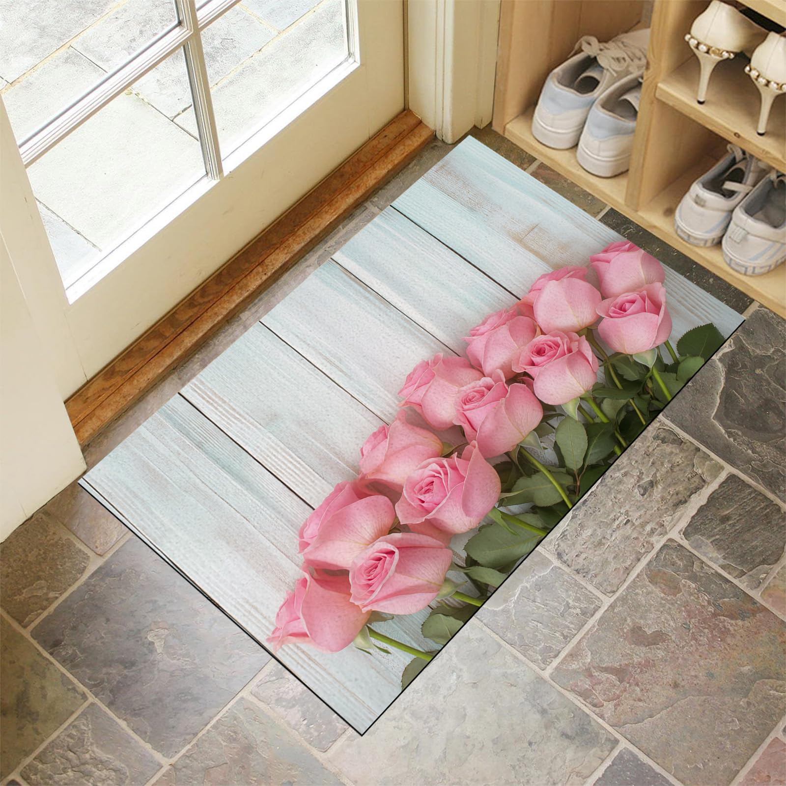 Tapis robuste antidérapant grand format au design floral raffiné