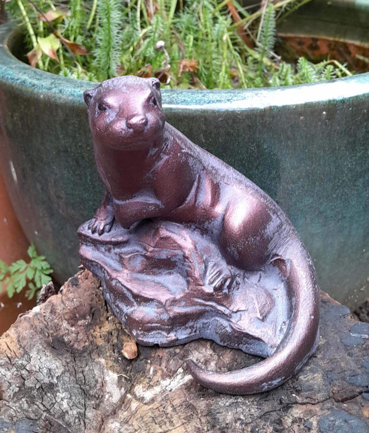 Inspirational Gifting Bronze Otter Sculpture Ornament Figurine 15Cm Tall Hand Cast In Solid Aluminium Metal With Aged Finish