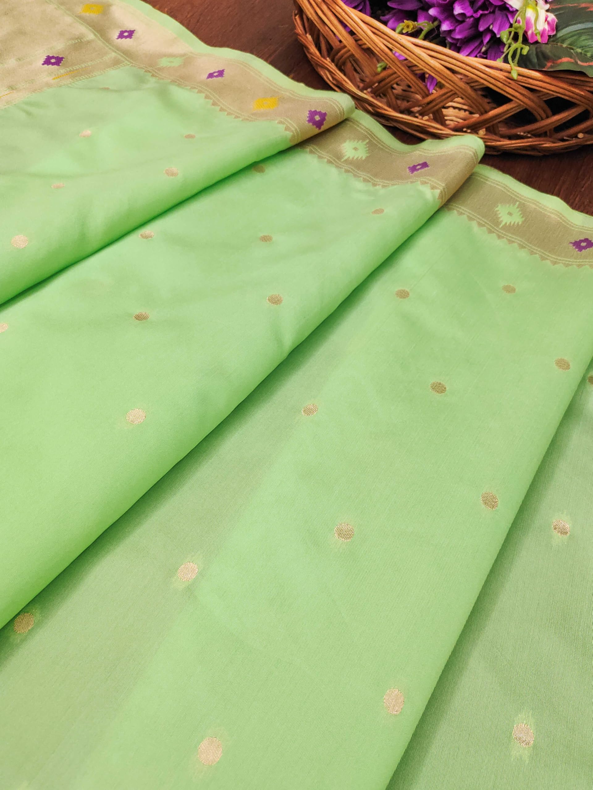 DEVANGI Women's Woven Banarasi Silk Dupatta/Chunni For Women, Floral Print 1 Meter Wide and 2.3 Meter Length Printed Designer Dupatta/Chunni For Girls(OM-DT-67-PISTA) - Image 4 thumbnail