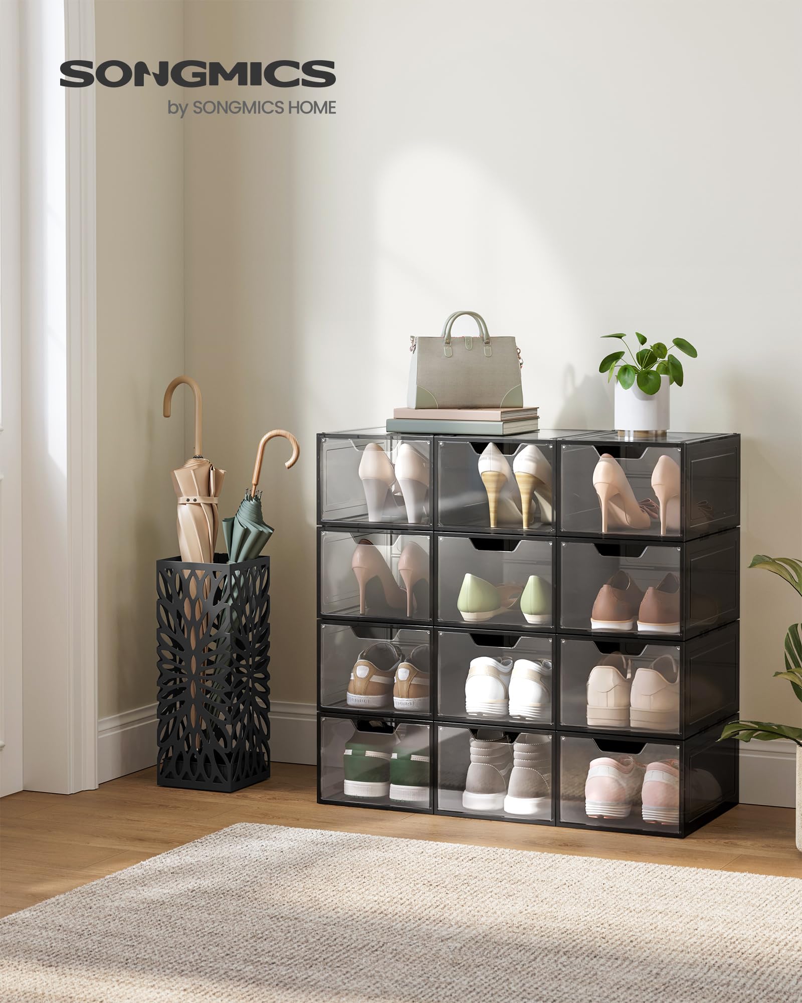 SONGMICS Cajas de Zapatos, Cajas Plástica Apilable para Zapatos, Juego de 12 Organizador de Zapatos, Ahorro de Espacio, Fácil Montaje, 34 x 25 x 18,4 cm, Hasta Talla 44, Negro Transparente LSP032B12V1