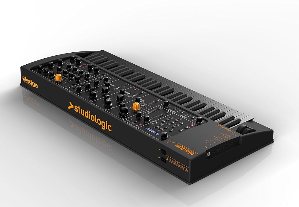 Studiologic SLEDGE-BLACK 2 Black Edition Synthesizer with 61