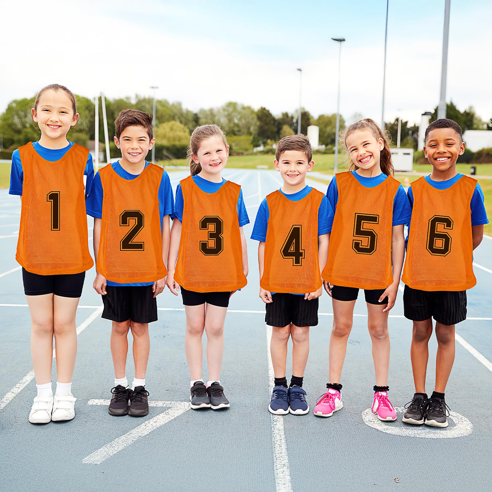 48 pezzi di sport di squadra Pinnies Gioventù Scrimmage Vest Calcio Training Vest Mesh Numerato Calcio Jersey per Bambini Giovani (4 colori)