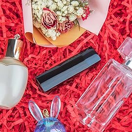 Caleihd Crinkle Cut Paper Grass Filler for Easter Christmas Wedding Birthday Bridesmaid Engagement Craft Gift Boxes Bags Filler Decoration 4.5oz Red