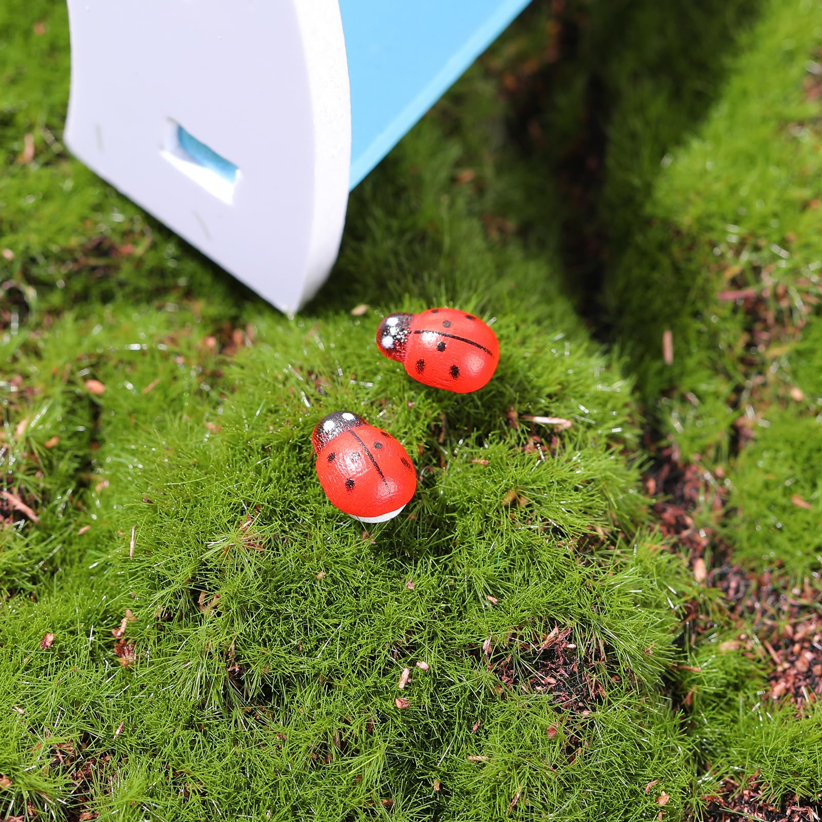 100 Mini Coccinelle Decorative Per Casa Delle Bambole In Resina