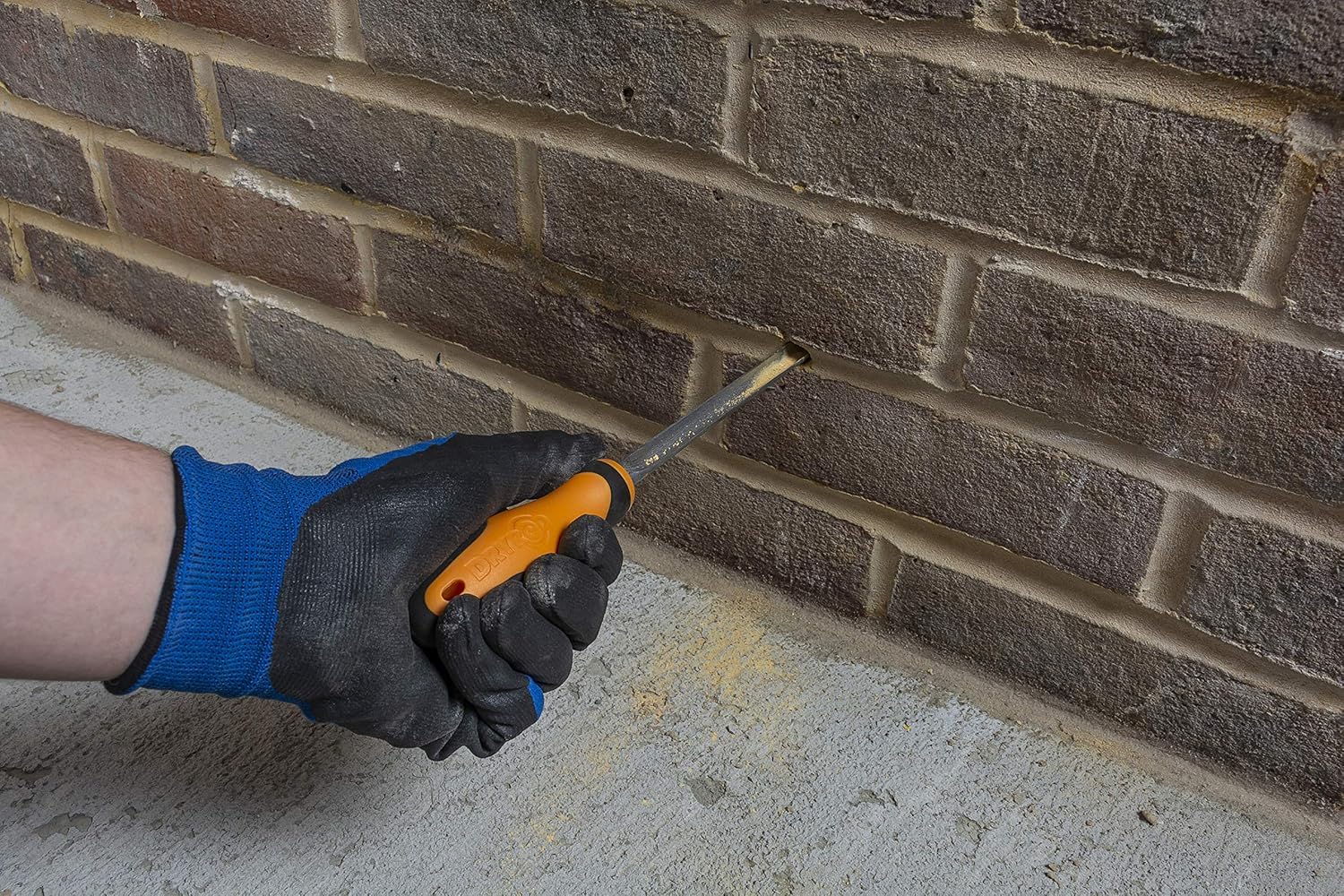 Dryzone Horizontalsperre Kit - Injektionscreme gegen feuchte Wände und aufsteigende Feuchtigkeit – Feuchtigkeitssperre fürs Mauerwerk (6 m)