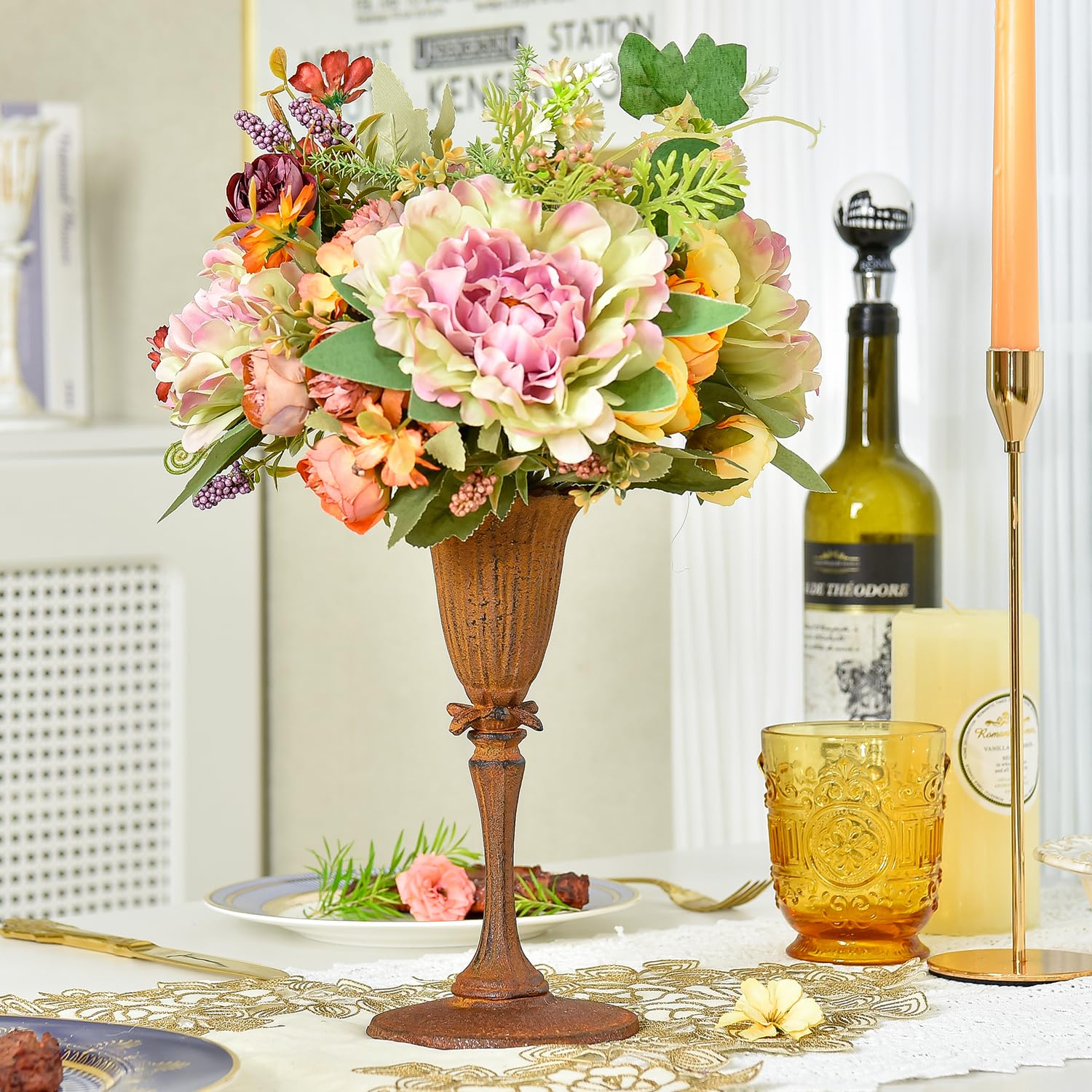 Sungmor Cast Iron Tabletop Flower Vase, Vintage Pretty Tulip Design, 8.6" Tall Decorative Centerpieces Flower Stand, Artificial Flower Arrangements Home Decor for Ceremony Birthday Holiday Event Party