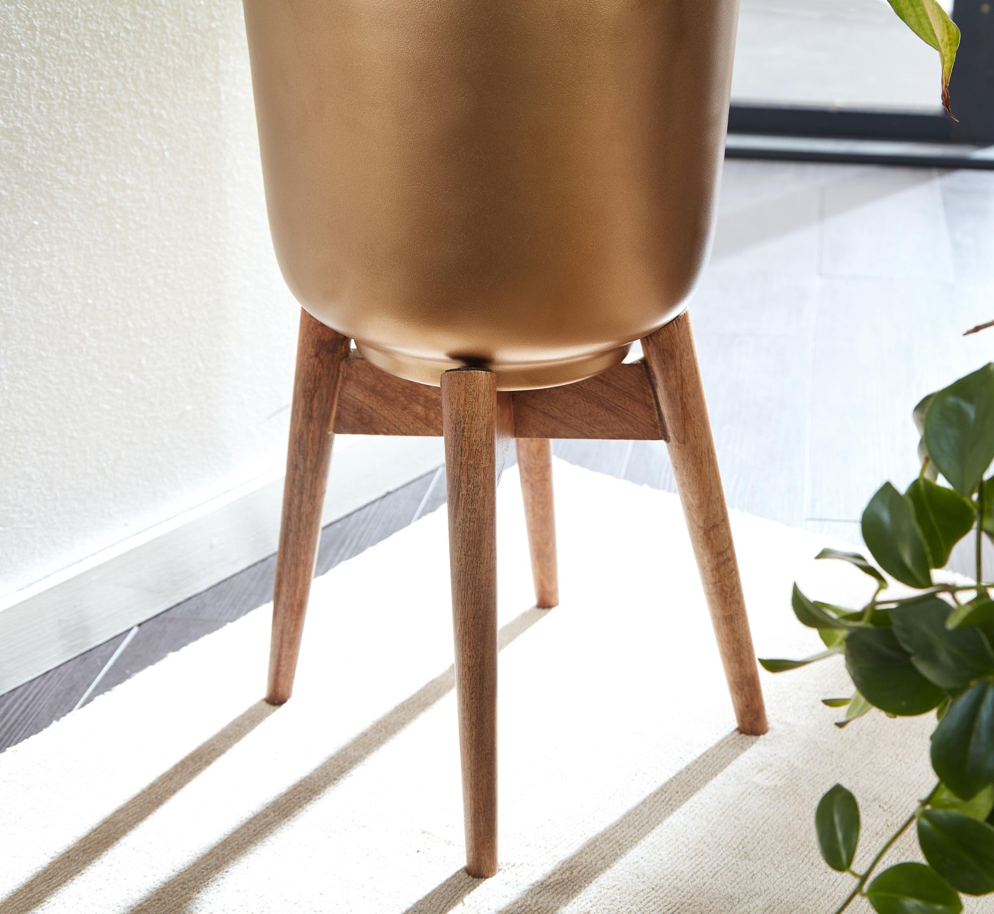 Elegante bloempot met bloemenmotief | Betondingen