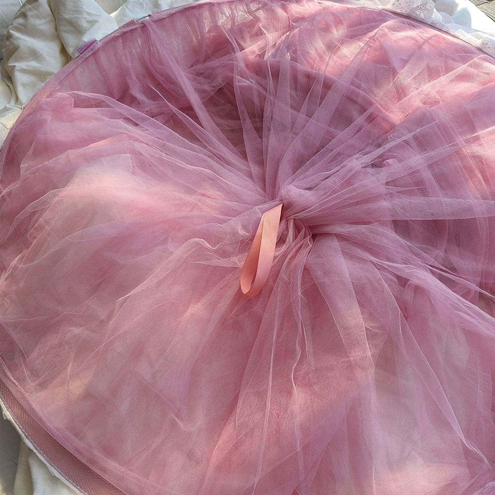 SARKEY Prinzessinnen Betthimmel,Luxuriöse Spitze,Atmungsaktives Mesh Zelt Bett Vorhang,Feines Durchsichtiges Netz,Kuppelbetthimmel,Hochzeit,Schlafzimmer,Dekoration(Light pink)