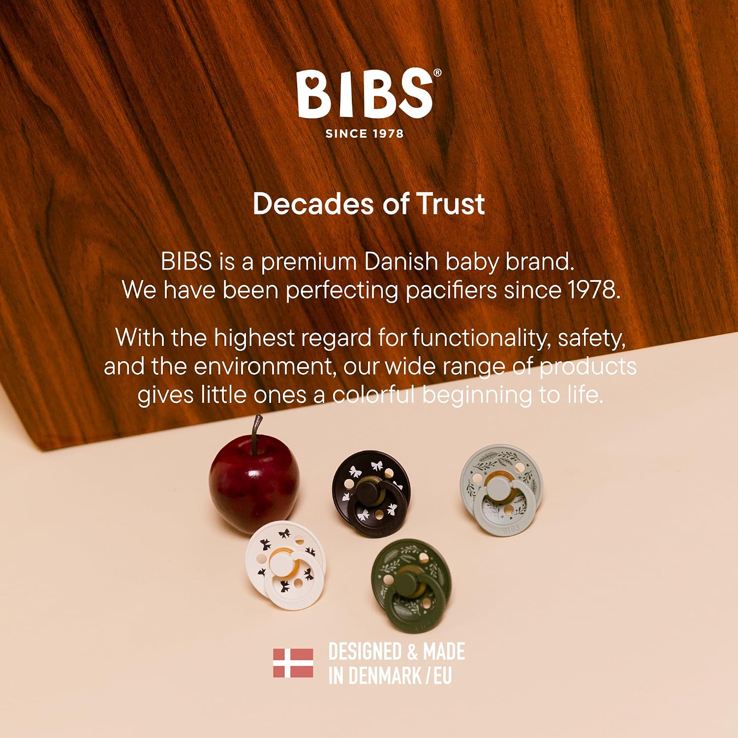 BIBS Colour Holiday Pacifier 2-Pack, BPA Free Pacifier, Round Nipple. Natural Rubber Latex, Made in Denmark, Size 1 (0-6 Months), Sage/Hunter Green