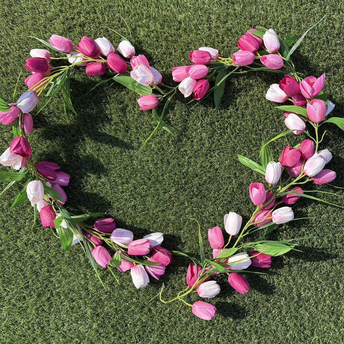 Künstliche Tulpengirlande, 1,8 m, Blumengirlande mit grünen Blättern, Kranz, Blumenranken zum Aufhängen, für Wand, Zuhause, Hochzeit, Innen- und Außenbereich, Dekoration, Valentinstag