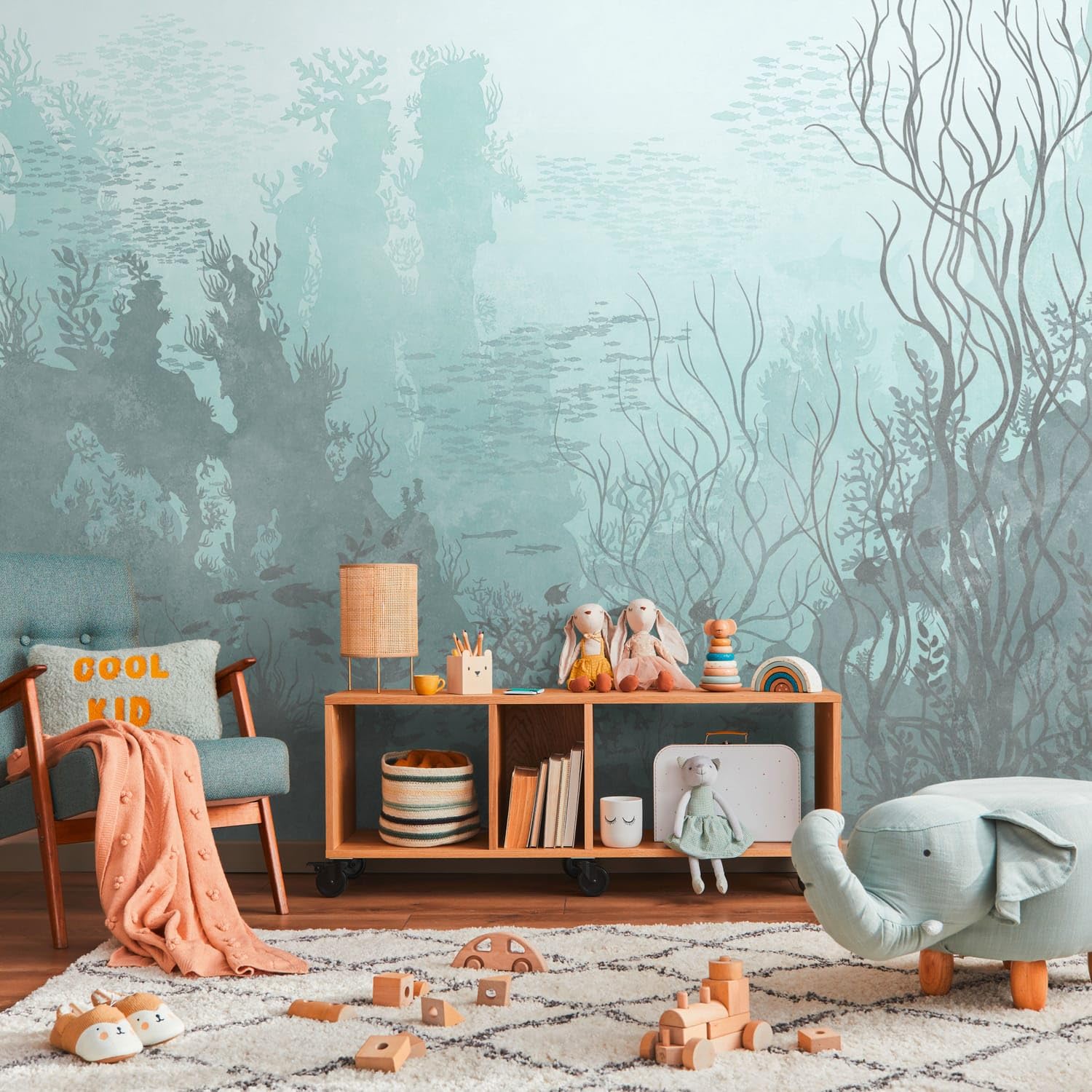 Papier peint d'enfant bleu gris créez un cocon doux avec le panoramique intissé Profhome 399041-GU