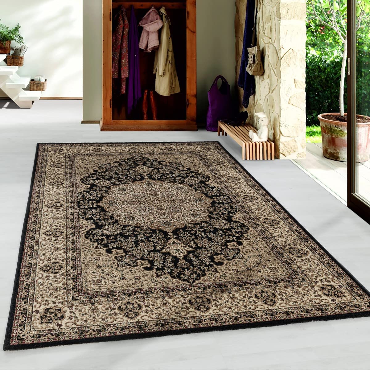 Tapis classique design oriental Nain noir 120 x 170 antique