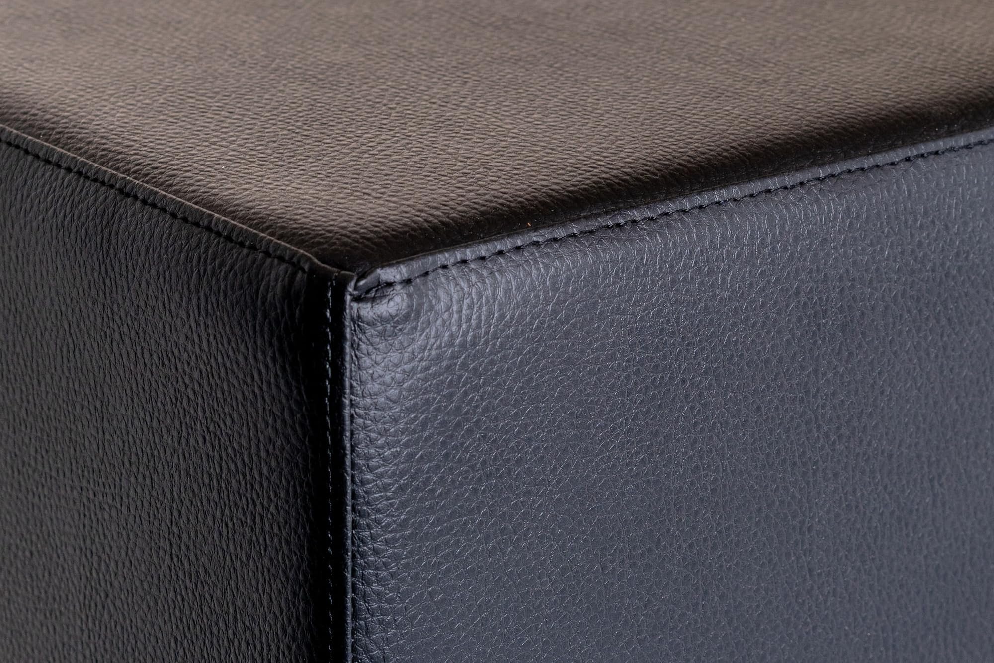 Kaikoon Sitzwürfel aus Kunstleder Schwarz 43 × 43 × 51 cm – Hocker für Event, Messe & Gastronomie