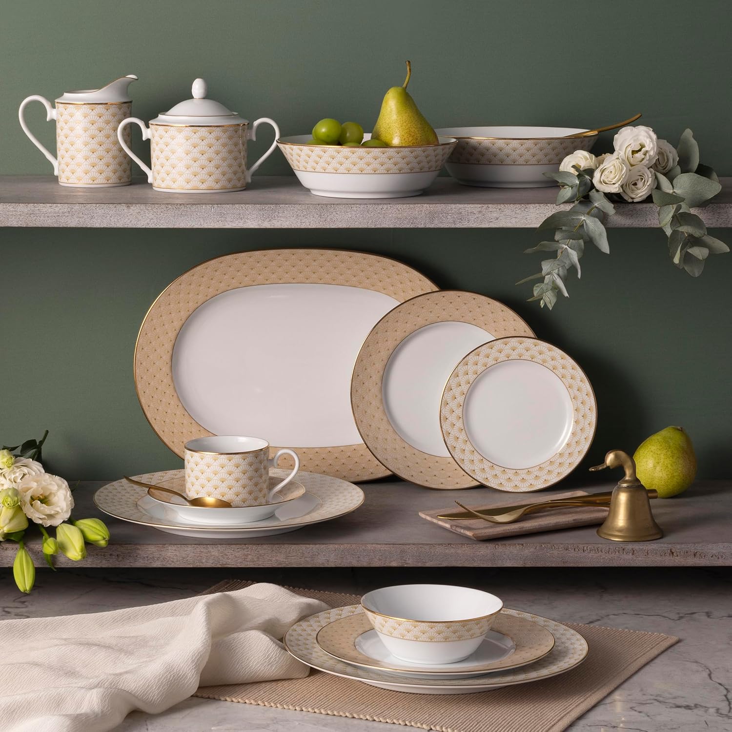 Noritake Trocadero Gold 12-Piece Dinnerware Set, Service For 4