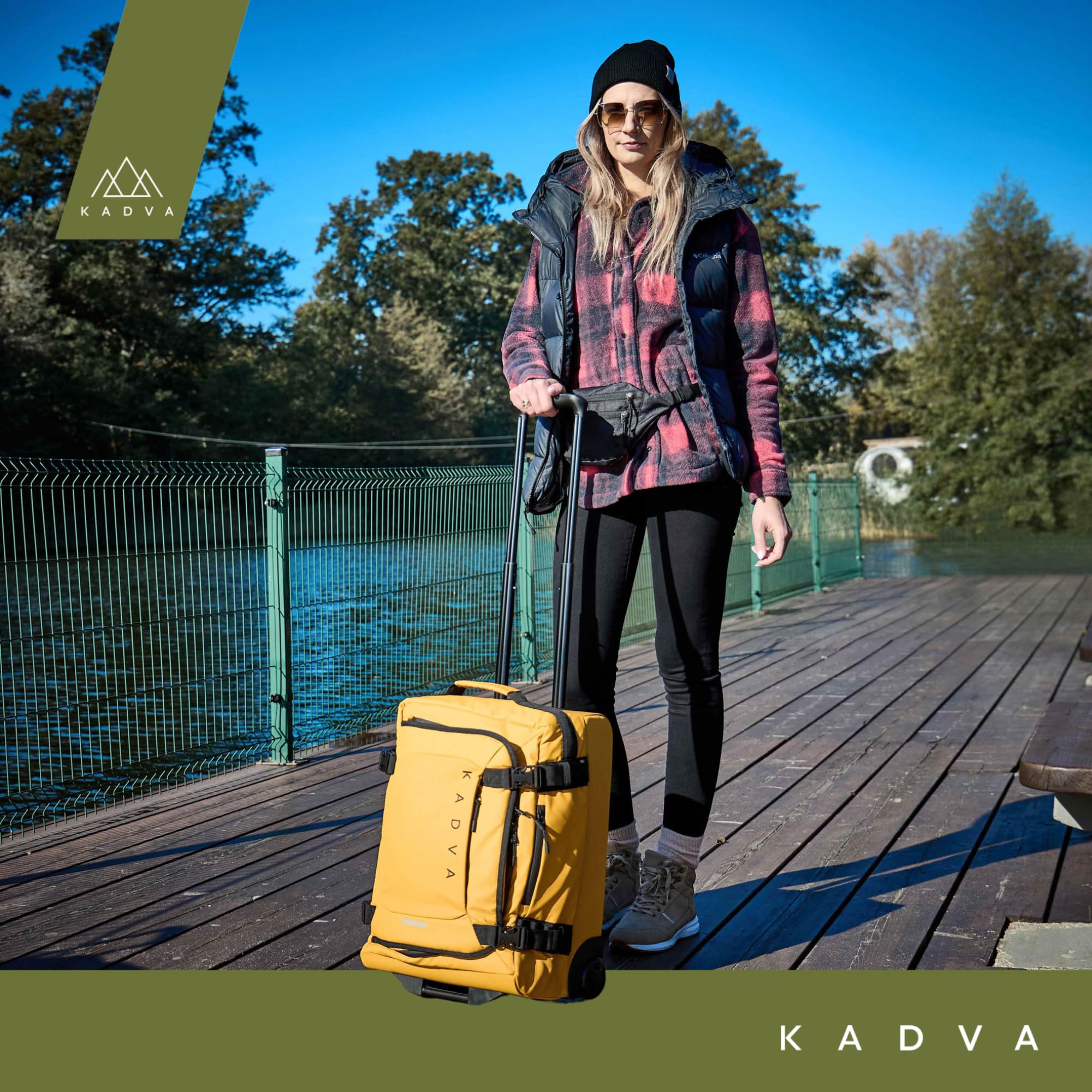 KADVA Valigia da Viaggio su Ruote LAZIO Valigia Bagaglio a mano da 44|74|102 Litri Soft Shell con 2 Ruote Telaio Telescopico Peso 2,7|3,3|3,7 Kg Colore Nero|Blu Marino| Giallo