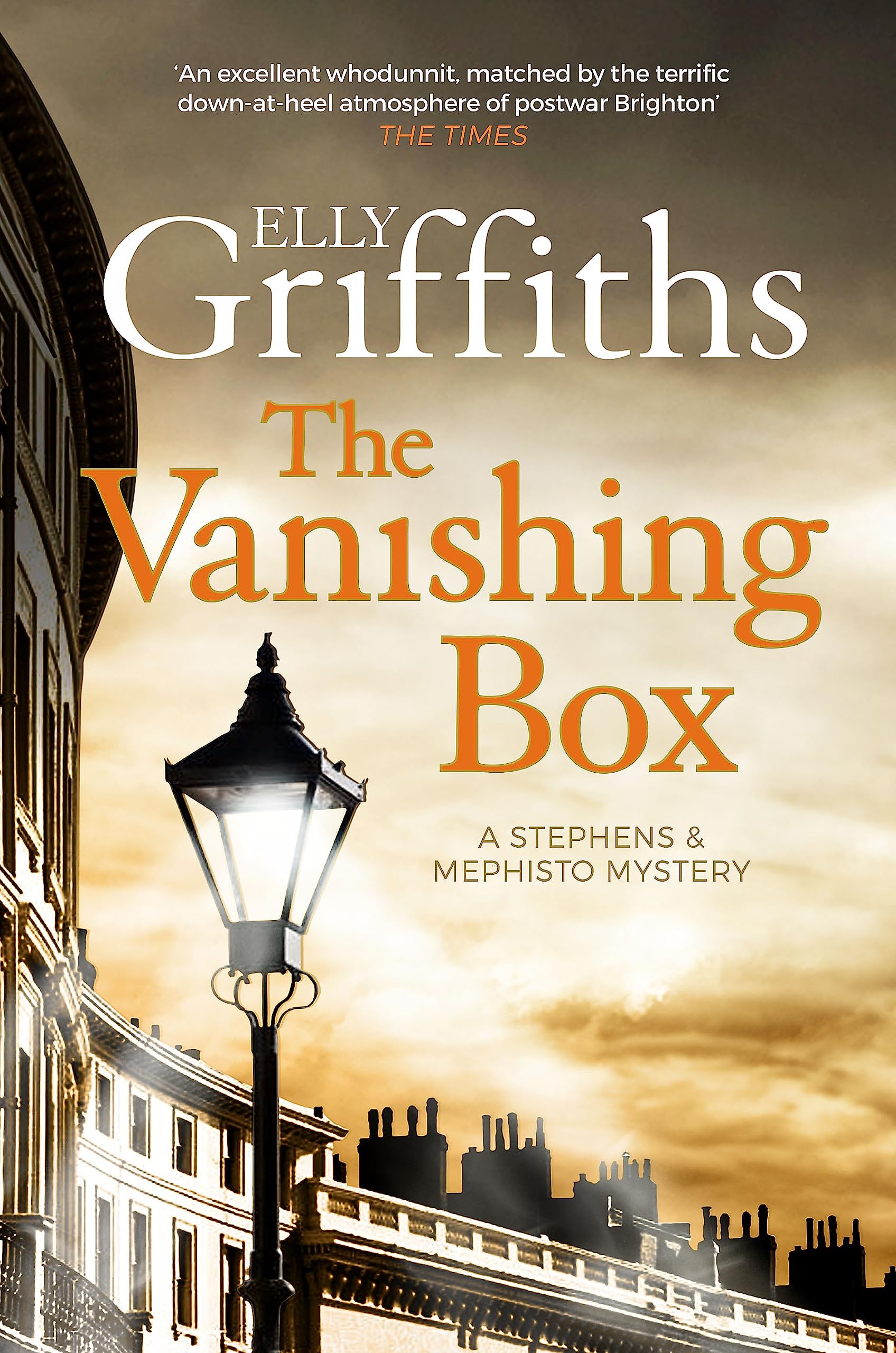 The Vanishing Box: The Brighton Mysteries 4