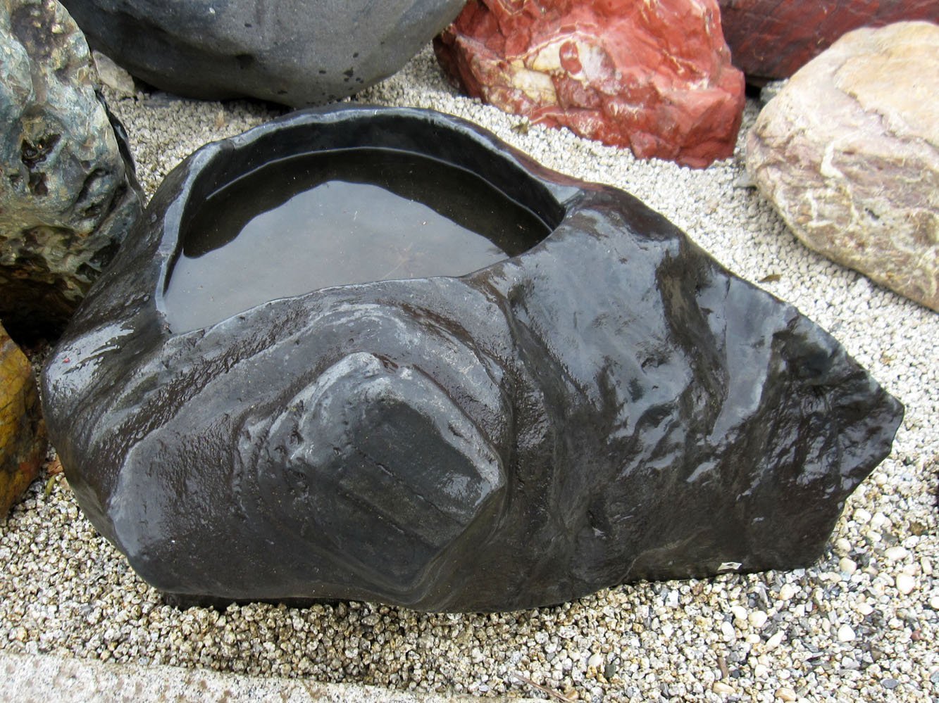 Amazon.co.jp: 水鉢 手水鉢 たまり石 天然石 庭石 つくばい 庭園 石庭 