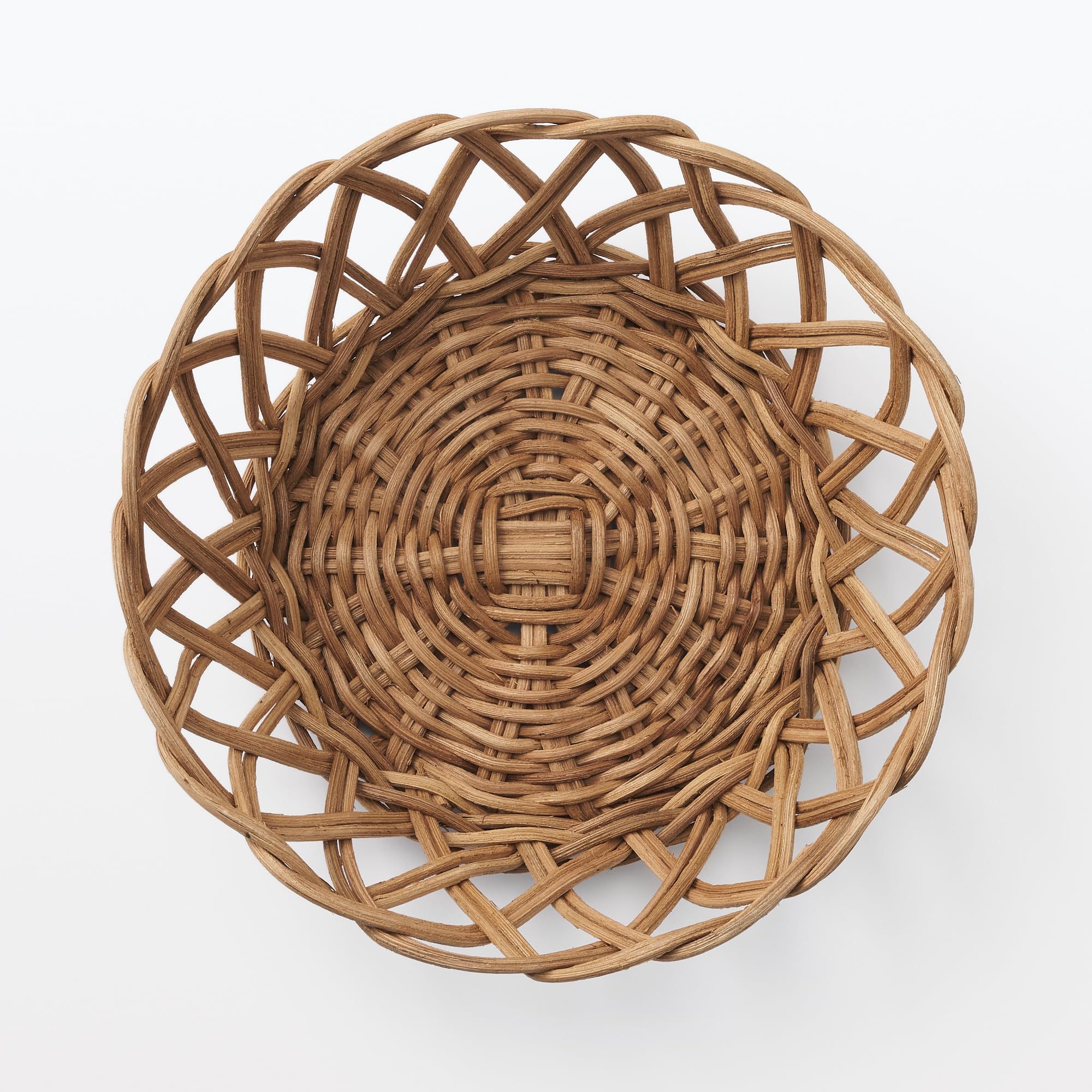 無印良品　ラタンバスケット Amazon.co.jp: 無印良品 重なるラタン角型バスケット・中 (V)約