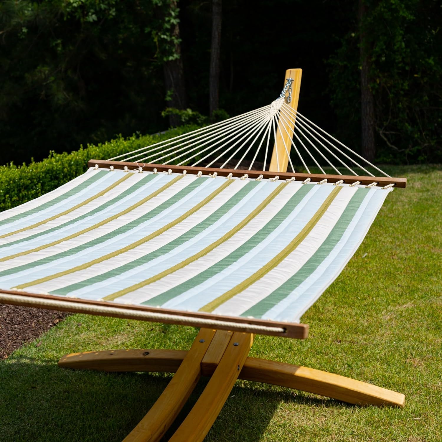 Nags Head Hammocks Gateway Aloe Quilted Quilted Hammock, Constructed of Durable Fabrics, Cumaru Spreader Bar, Rolled Rim Grommets, Galvanized Hardware, Handcrafted in The Carolinas