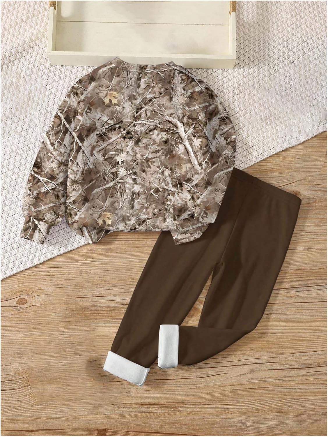 WDIRARA Girl's 2 Piece Outfit Camo Letter Graphic Sweatshirt Leggings Set Streetwear Outfits - Image 2