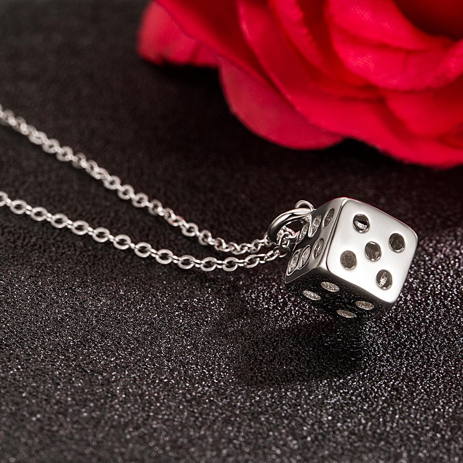 Dankadi Collier Fin avec Pendentif dé Bonne Chance en 925 Argent Sterling, Chaîne Élégante de Dés Cubes 18"/46CM 20"/50CM 22"/56CM Charmant Réglable Cadeau de Bijou pour Femme Homme
