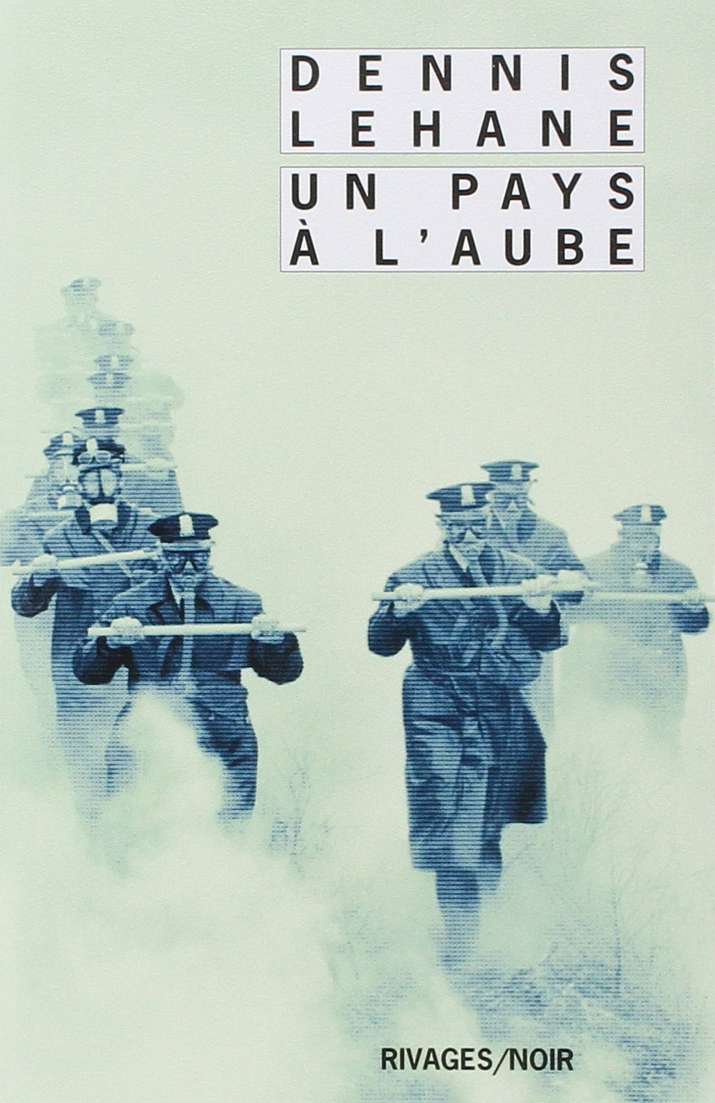 UN PAYS A L'AUBE N° 800 (RIVAGES NOIR (POCHE))