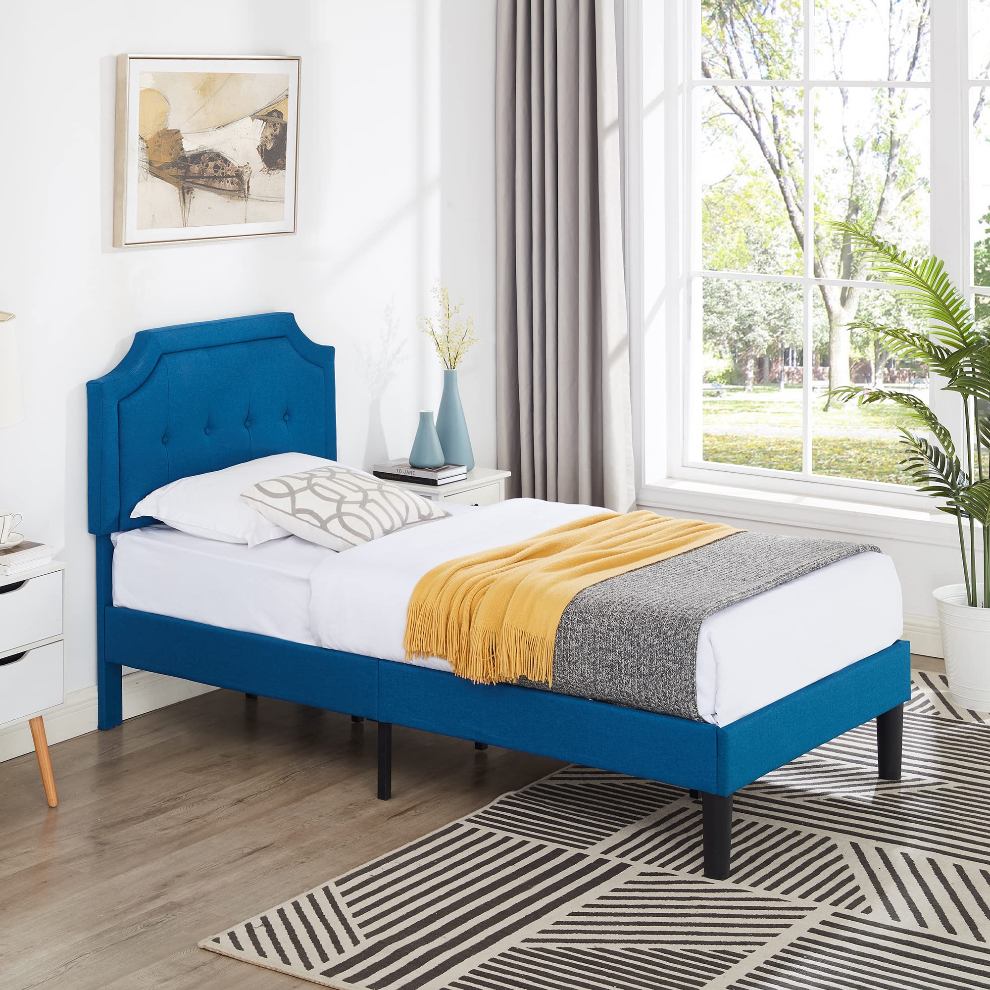 Snapklik.com : VECELO Upholstered Platform Bed Frame
