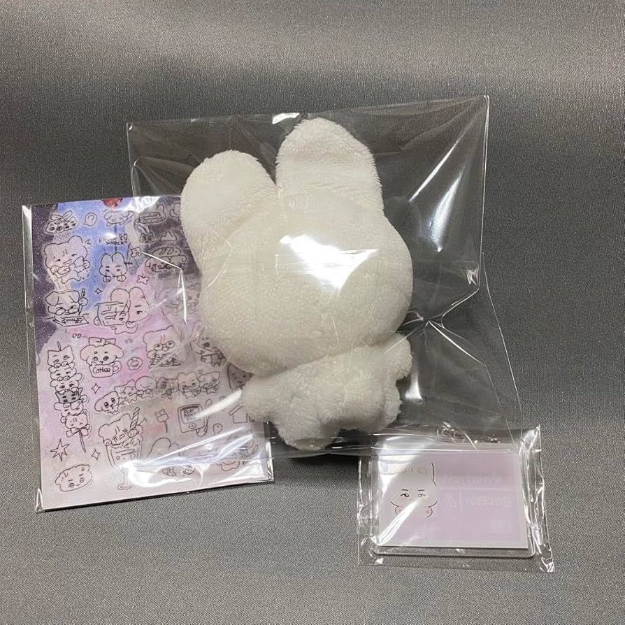 ボイネク　イハン　10cm ぬいぐるみ　新品　マスター Amazon.co.jp: ボイネク イハン ぬいぐるみ 10cm マスター