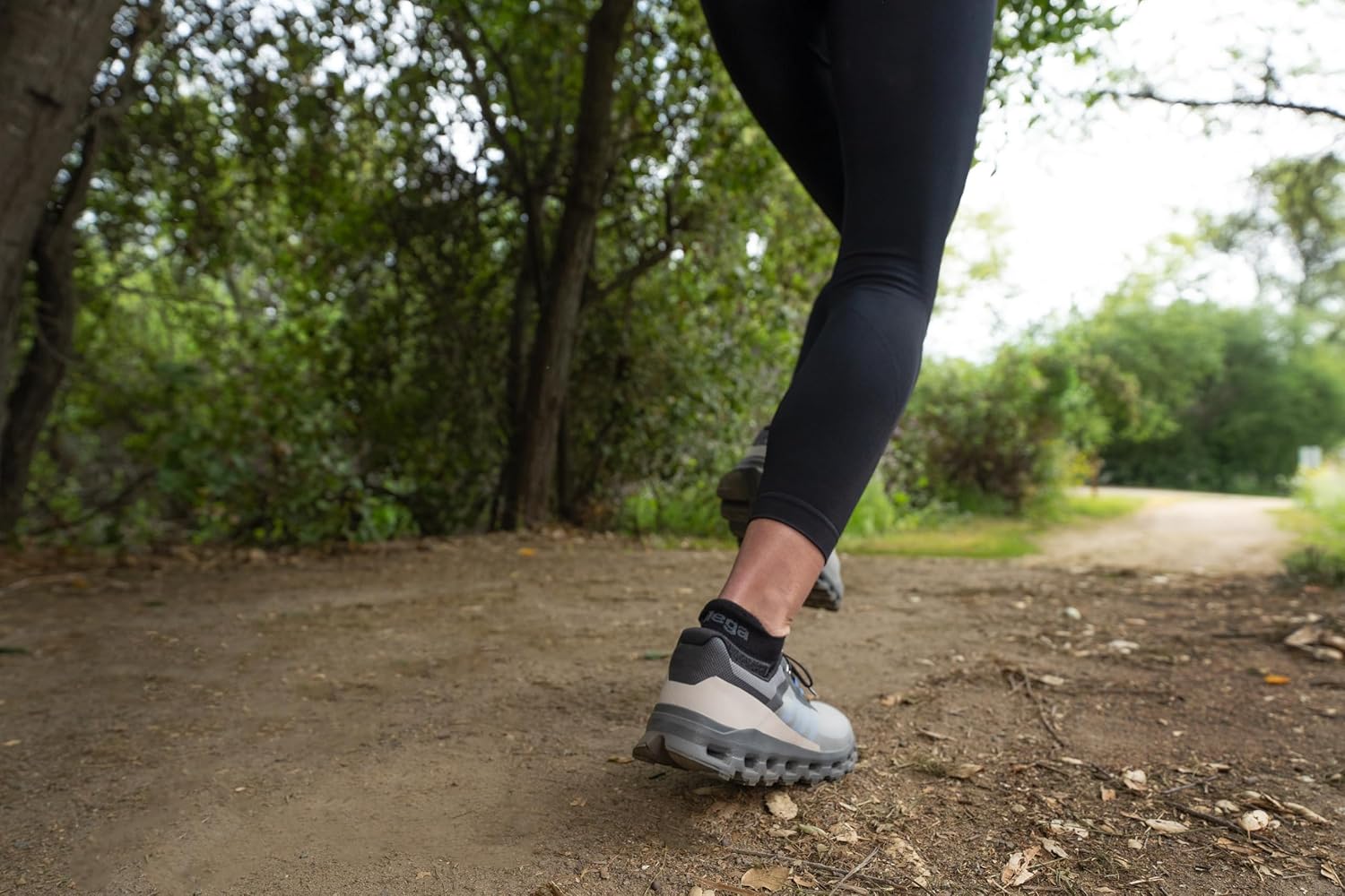 Balega Blister Resist Performance No Show Athletic Running Socks for Men and Women (1 Pair), Black, Small - Image 5