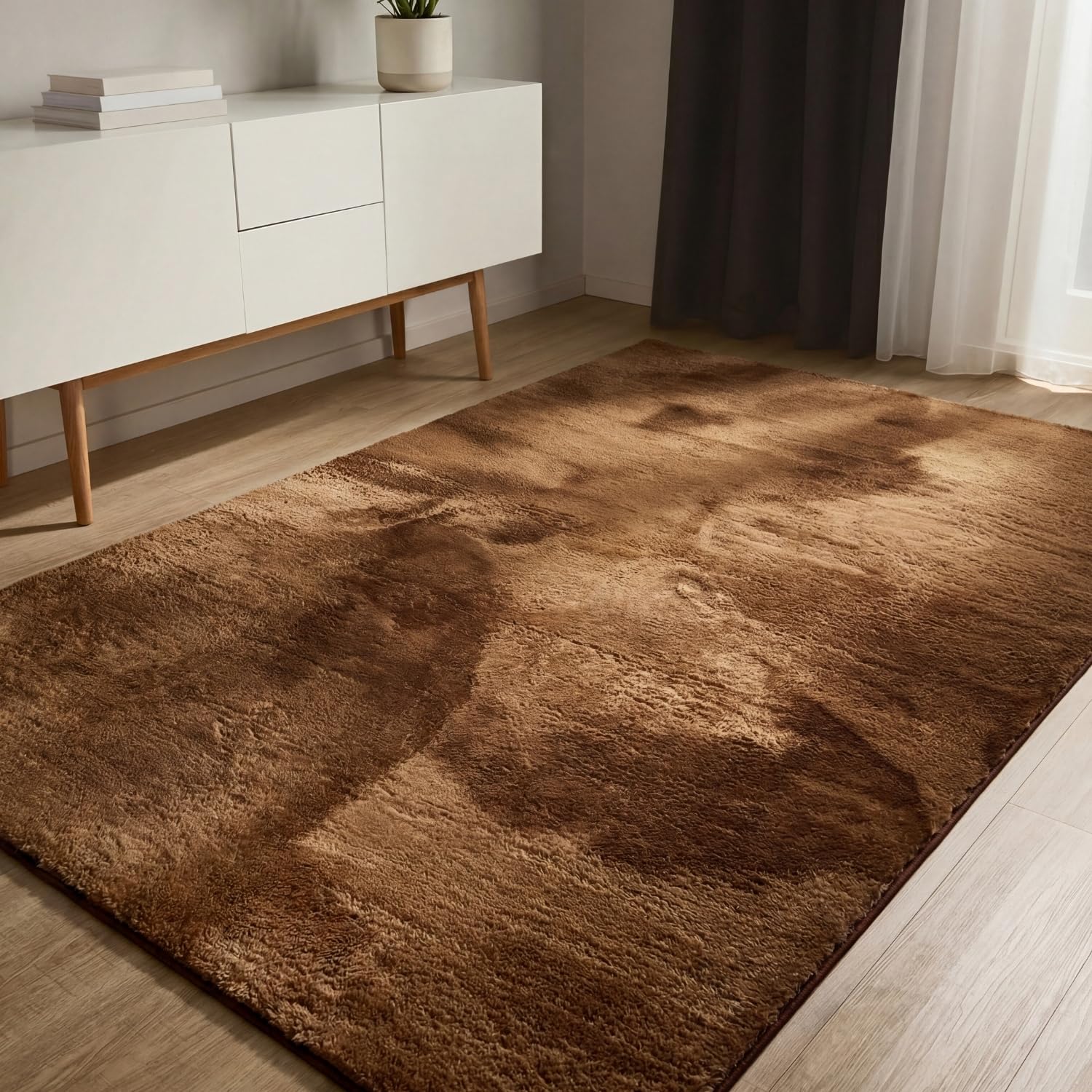 benuta Basic Tappeto salotto Furry - Marrone chiaro 200x290 cm - Soffice salotto - Retro antiscivolo - Lavabile - Compatibile con riscaldamento pavimento