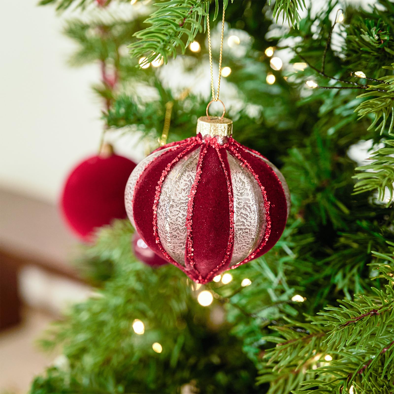 DN DECONATION Weihnachtskugeln Set, 9-teilig - Samtige Christbaumkugeln Rot