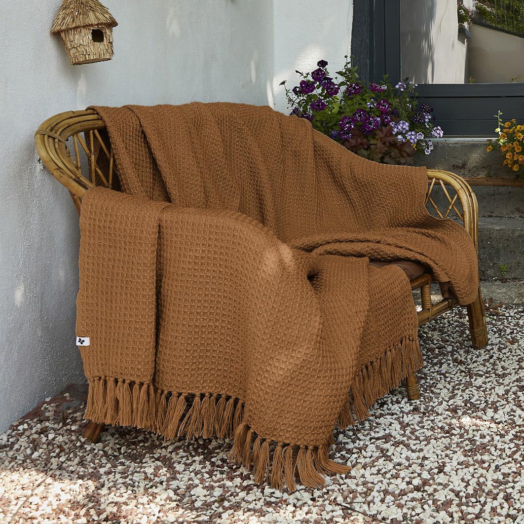 Plaid canapé boutis RPET L’Effet Papillon® - Dessus de lit Chaud & Moelleux 100% recyclée [ Couvertures et Plaids ] (Camel, 130 x 160 cm)