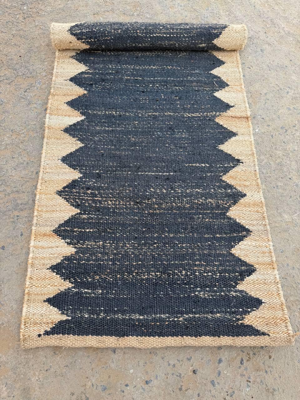 Hemp Jute Runner Rug Bohemian Pattern Black Natural (4 x 12)