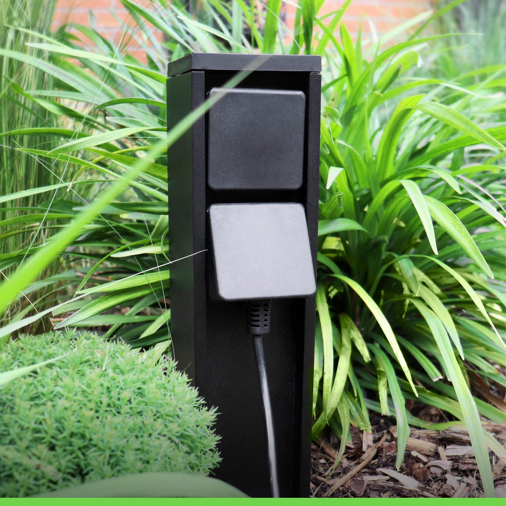 LUTEC Außensteckdose Mains 2-Fach Stromverteiler in Schwarz, IP54 wetterfest, 3500 Watt, eckig,‎8x8x31 cm, Steckdosensäule, Mehfachsteckdose, Steckdosenverteiler, Garten Steckdose Aussen