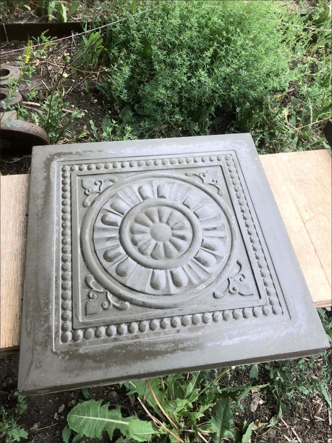 Square Plastic Concrete Paver Molds for Garden Walkways, 2 PCS DIY Flagstone Concrete Casting Stamps Molds of Courtyard Cement Floor Tile Paths Decoration (Blue)