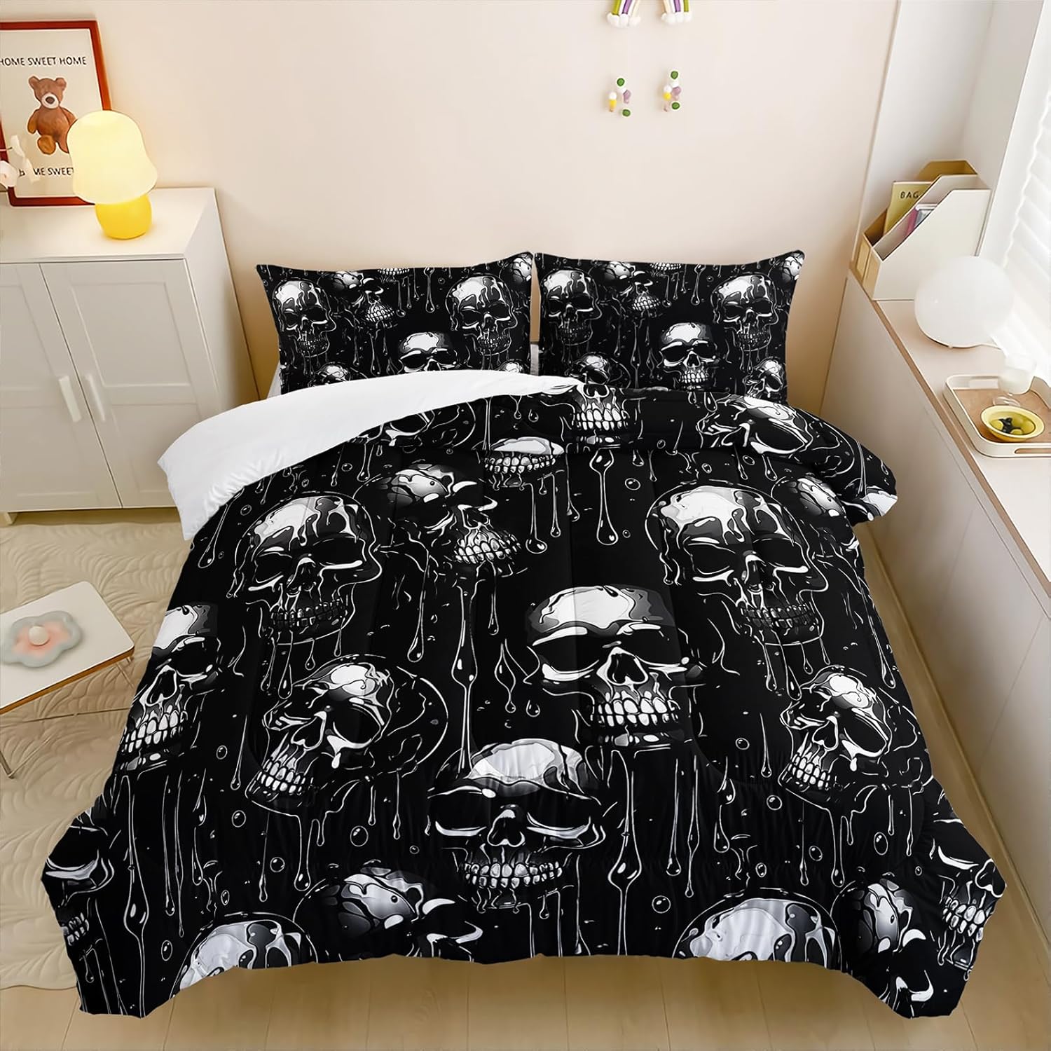 Black Skull Comforter Set Queen Size, Skull Skeleton Soft 3 Pcs Bedding Set for Kids and Adults, Gothic Halloween Comforter Set with 2 Pillowcases for Bedroom All Season