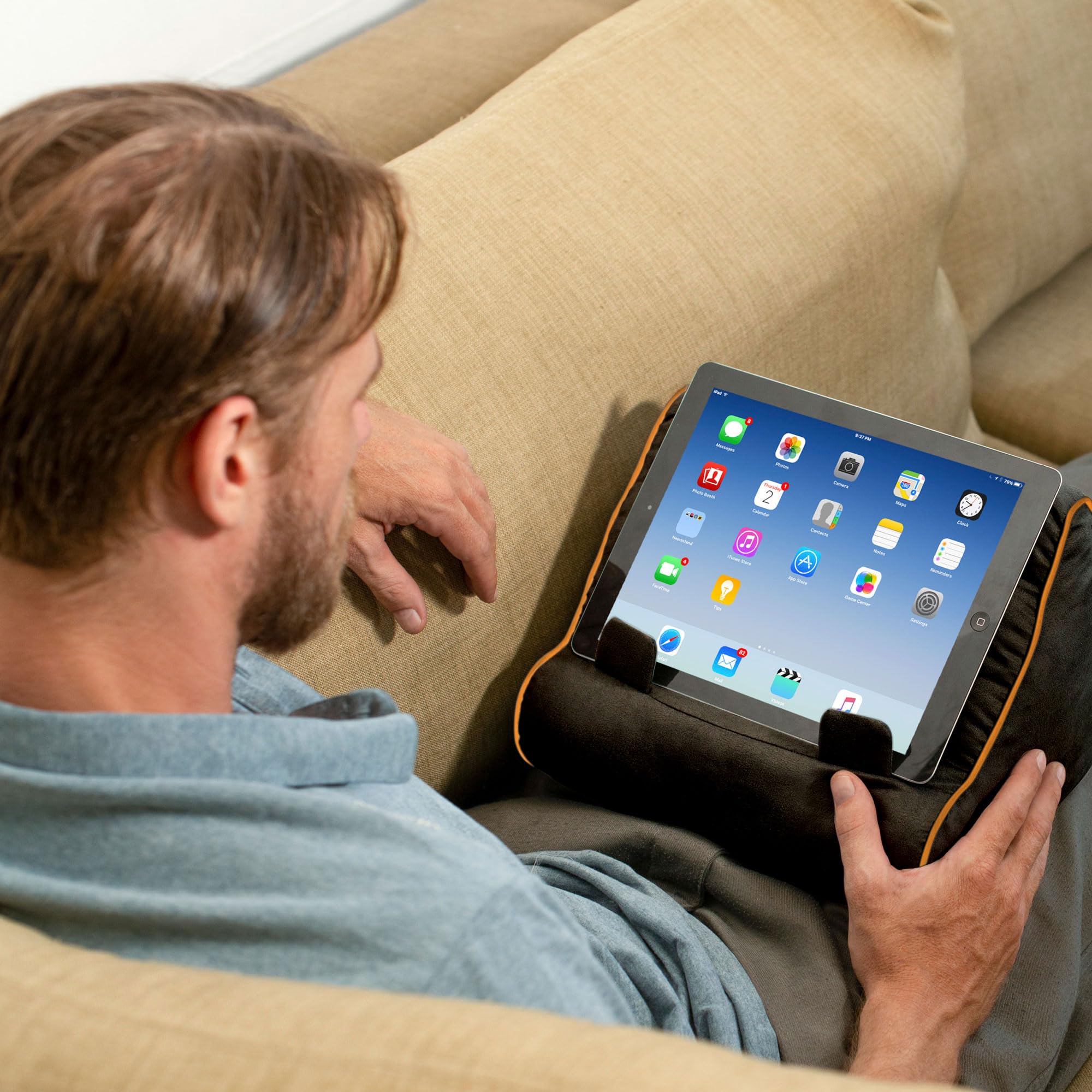 美品✨タブレットスタンド ブックホルダー 読書用枕 寝ながら読書 タブレット Amazon.co.jp: Book Couch iPad Stand | タブレットスタンド