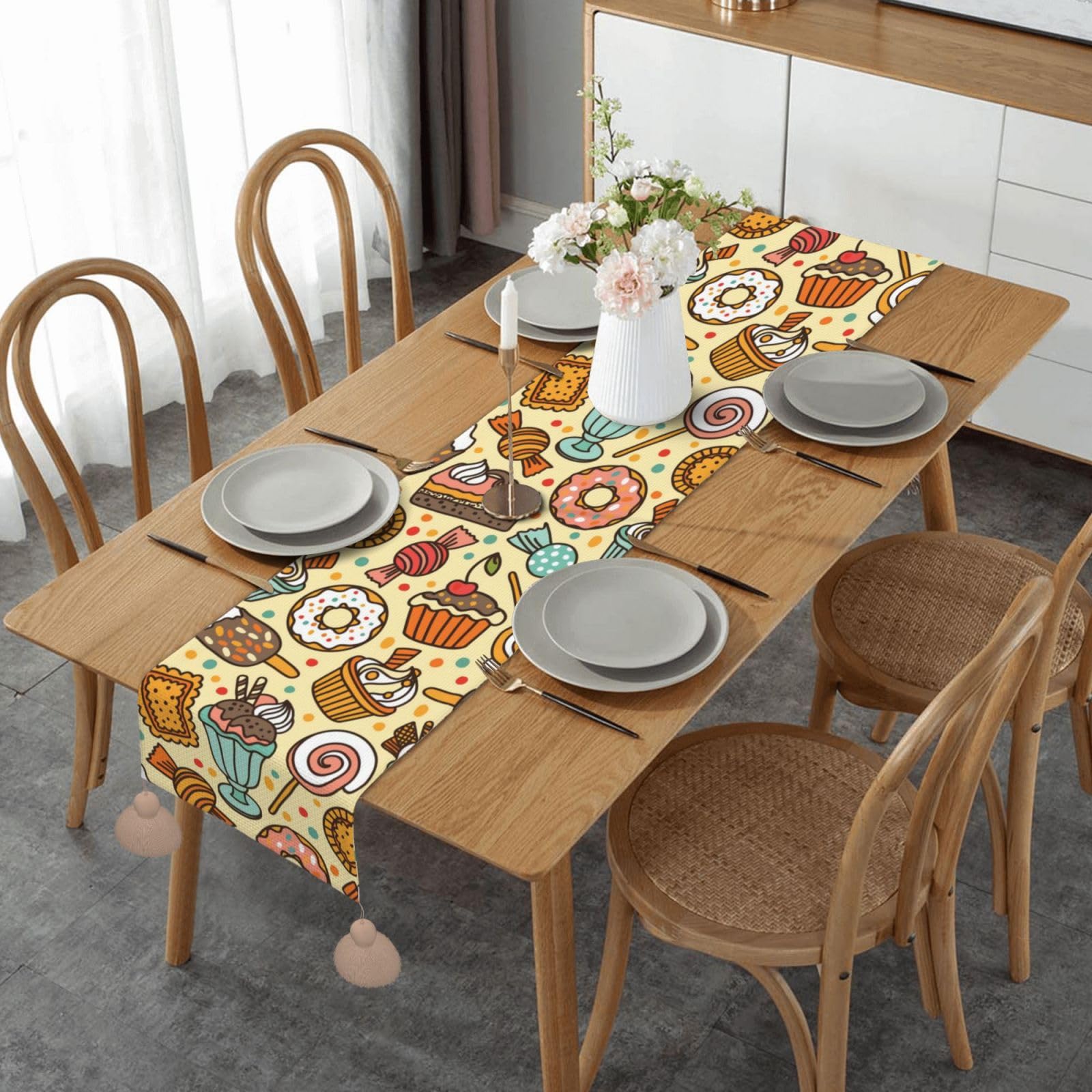 Chemin de table pampilles motif bonbons pour embellir une table terne