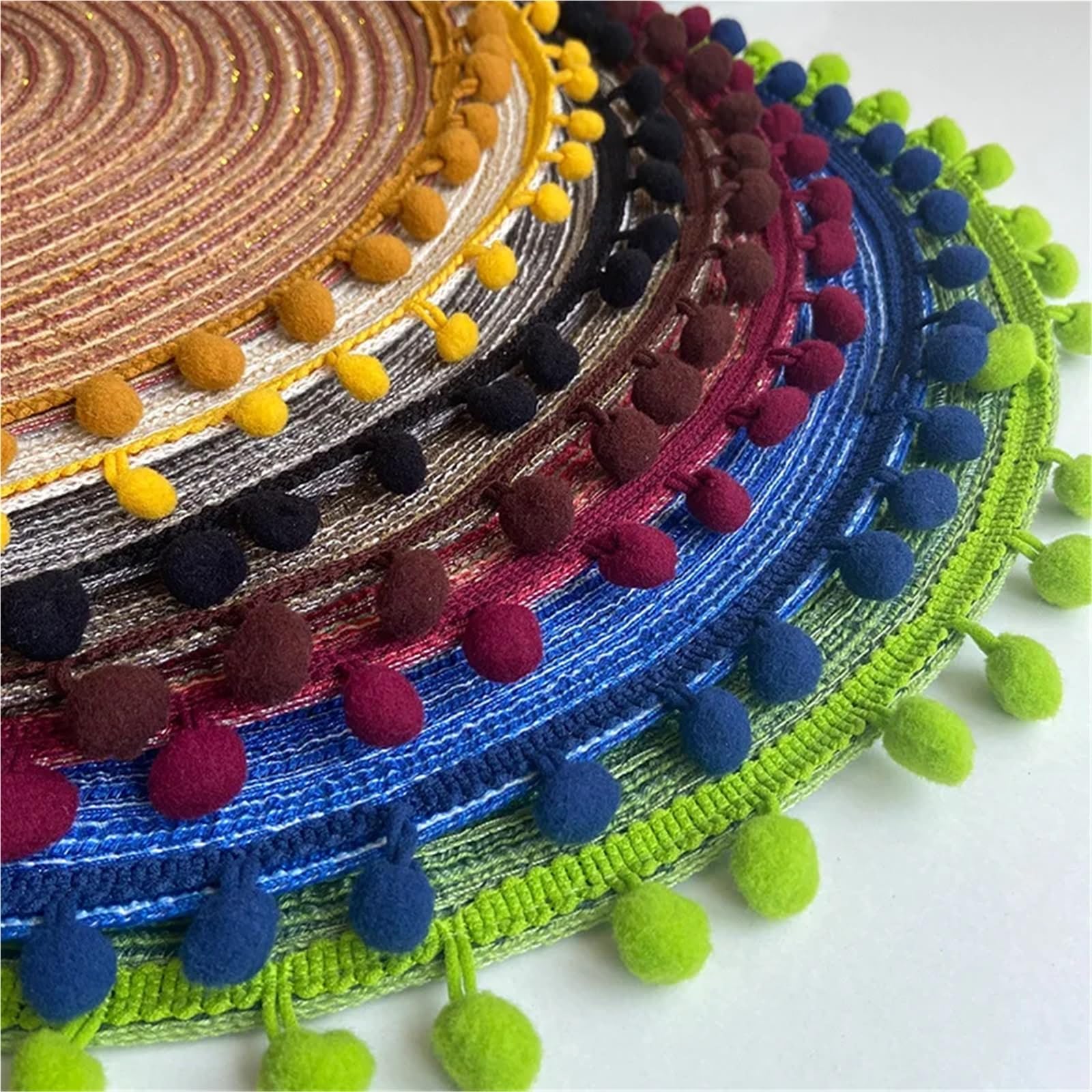 Tejido Salvamanteles Manteles Individuales Redondos Trenzados con pompón for mesas de Comedor, tapetes Tejidos, Almohadillas for café, Accesorios Cocina, 1/6 Uds