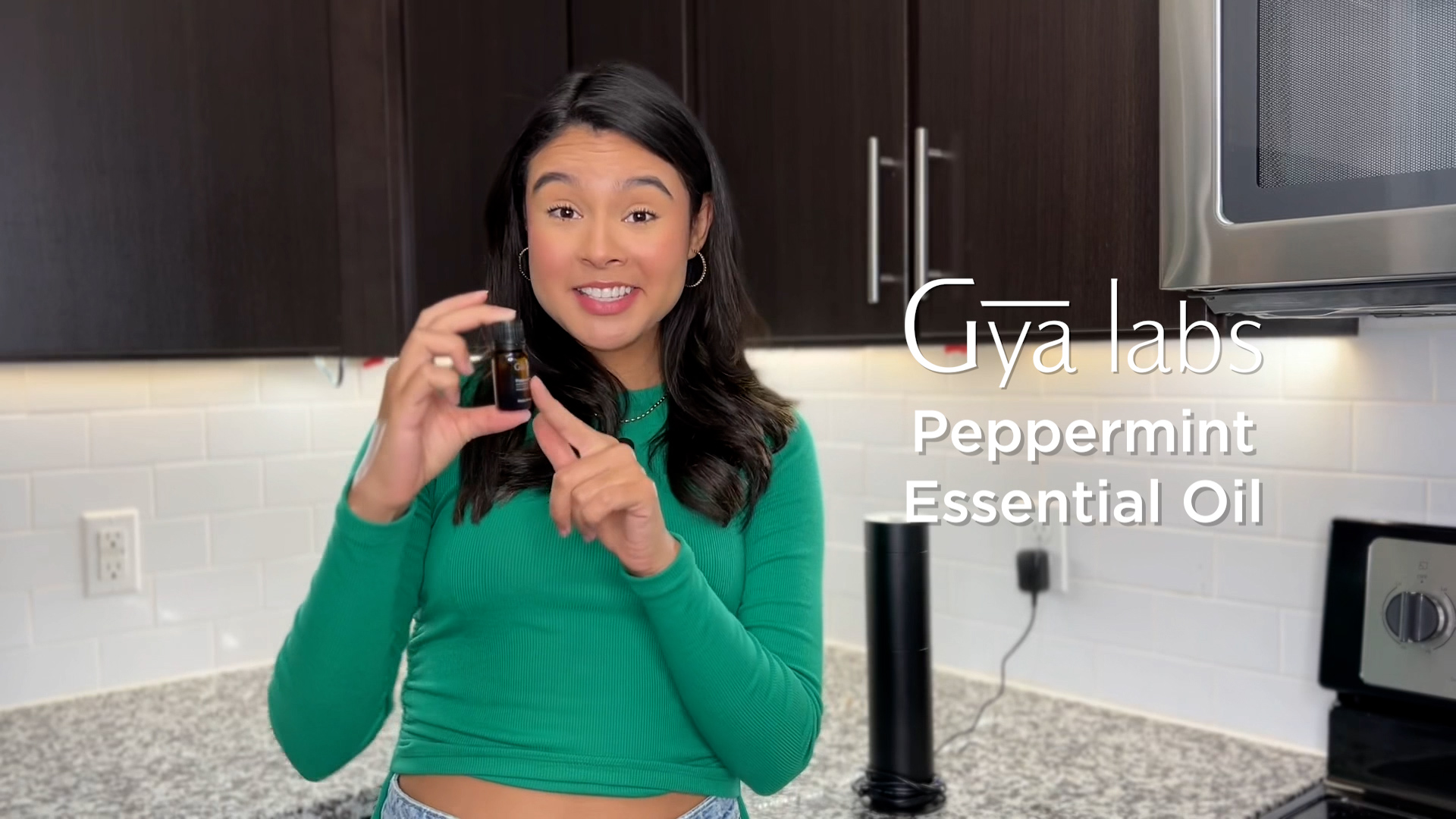 Amazon.com: Peppermint Essential Oil for Skin, Hair & Diffuser
