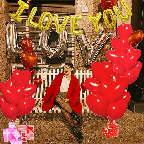 Miniatura 7 de Decoraciones de globos para el día de San Valentín kit de globos dorados y globos de corazón con 1000 piezas de pétalos de rosa de seda rojo oscuro
