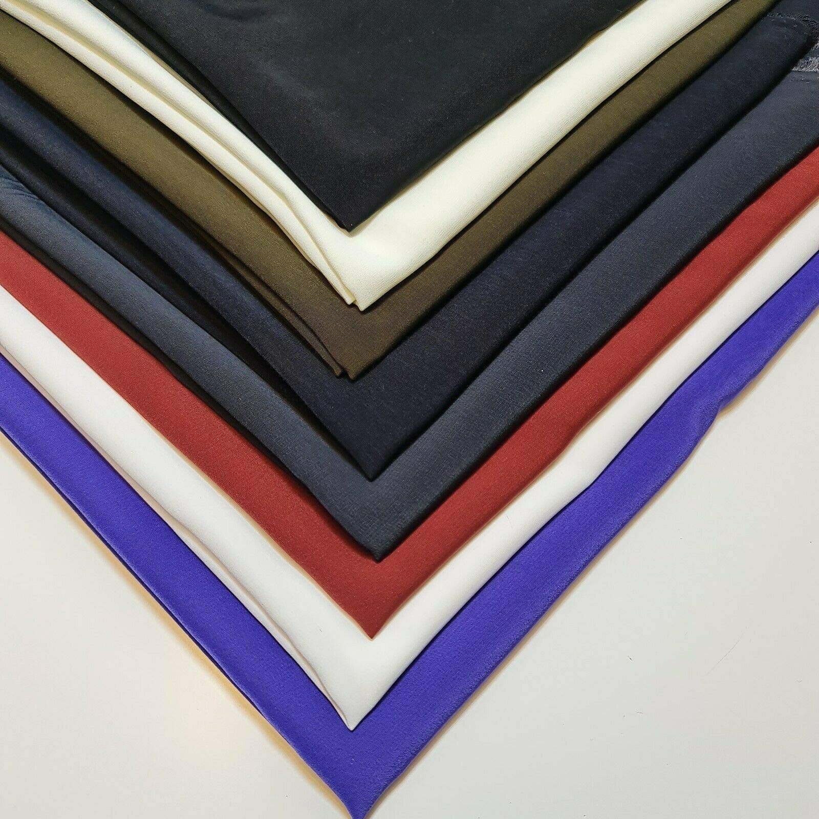 Textile Station Polycoton Imprimé Léopard Base Beige à Pois Marron 111,8 Cm (prédécoupé à 1 Mètre – Gris Foncé