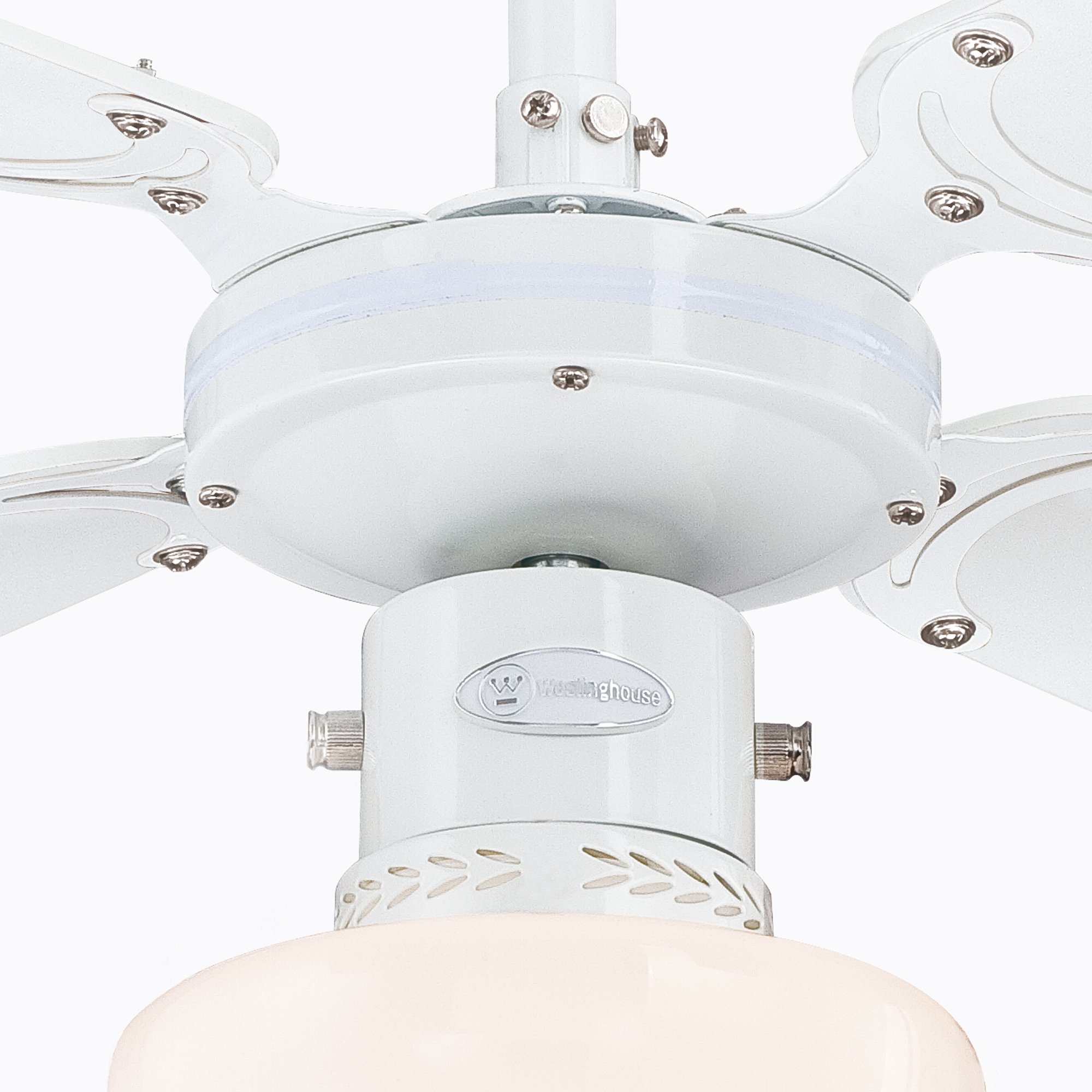 Westinghouse Lighting Portland Ambiance, Deckenventilator mit Beleuchtung, Metall, Ausführung in Weiß mit Wendeflügeln in Weiß/Buche, 7871040, 90 x 90 x 42 cm