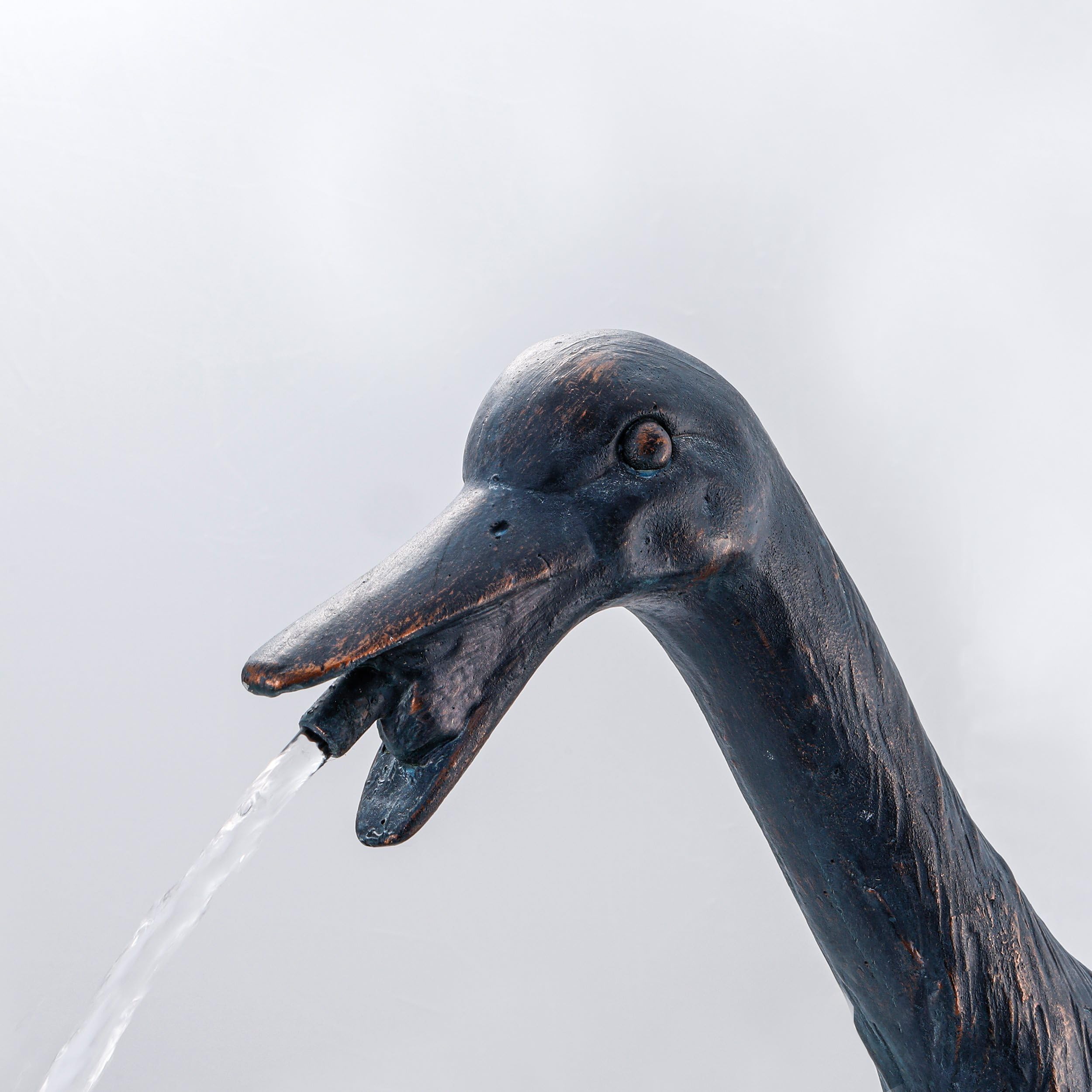 Esotec Wasserspeier Gans Erna Brunnenfigur für Teich & Garten 100732