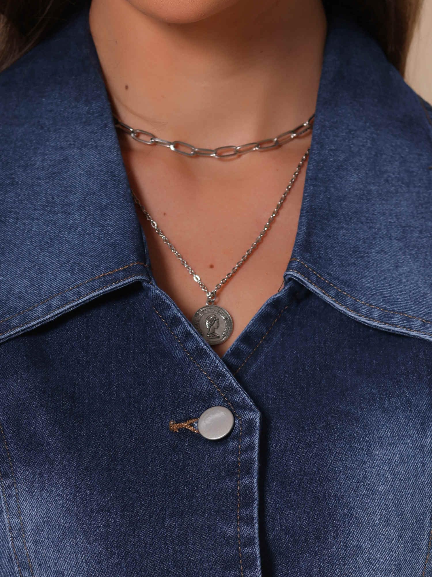 Allegra K Gilet en Jean Femme Blouson sans Manches en Denim Délavé Veste Bouonné à Col en V