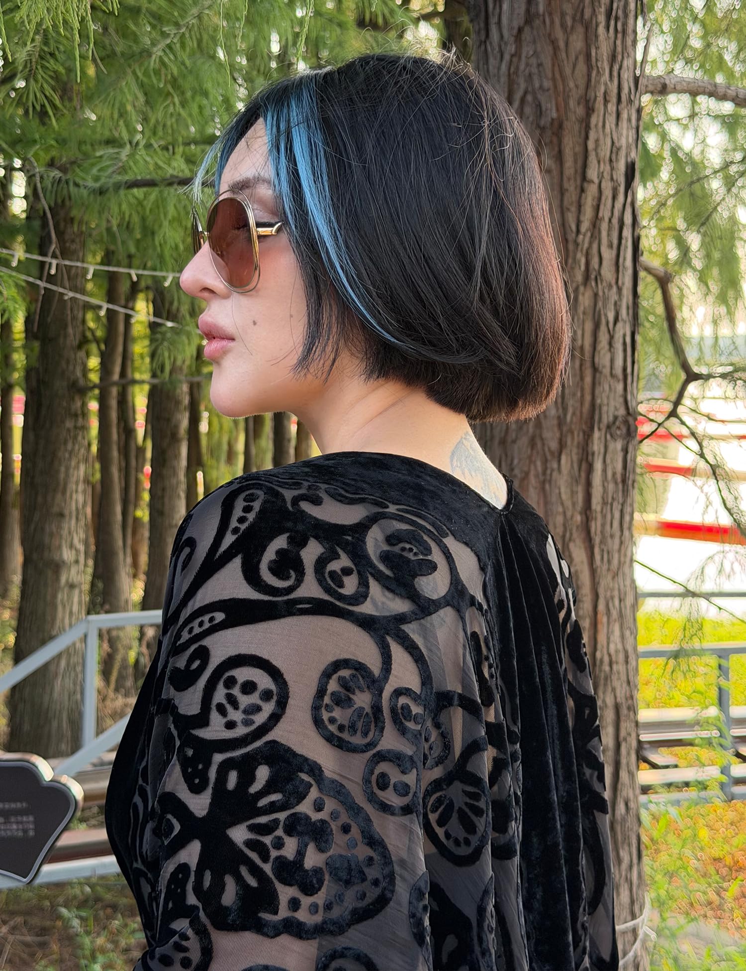 MJ SERECA Langer Kimono-Cardigan aus Burnout-Samt für Damen mit Bommel Schwarz-2